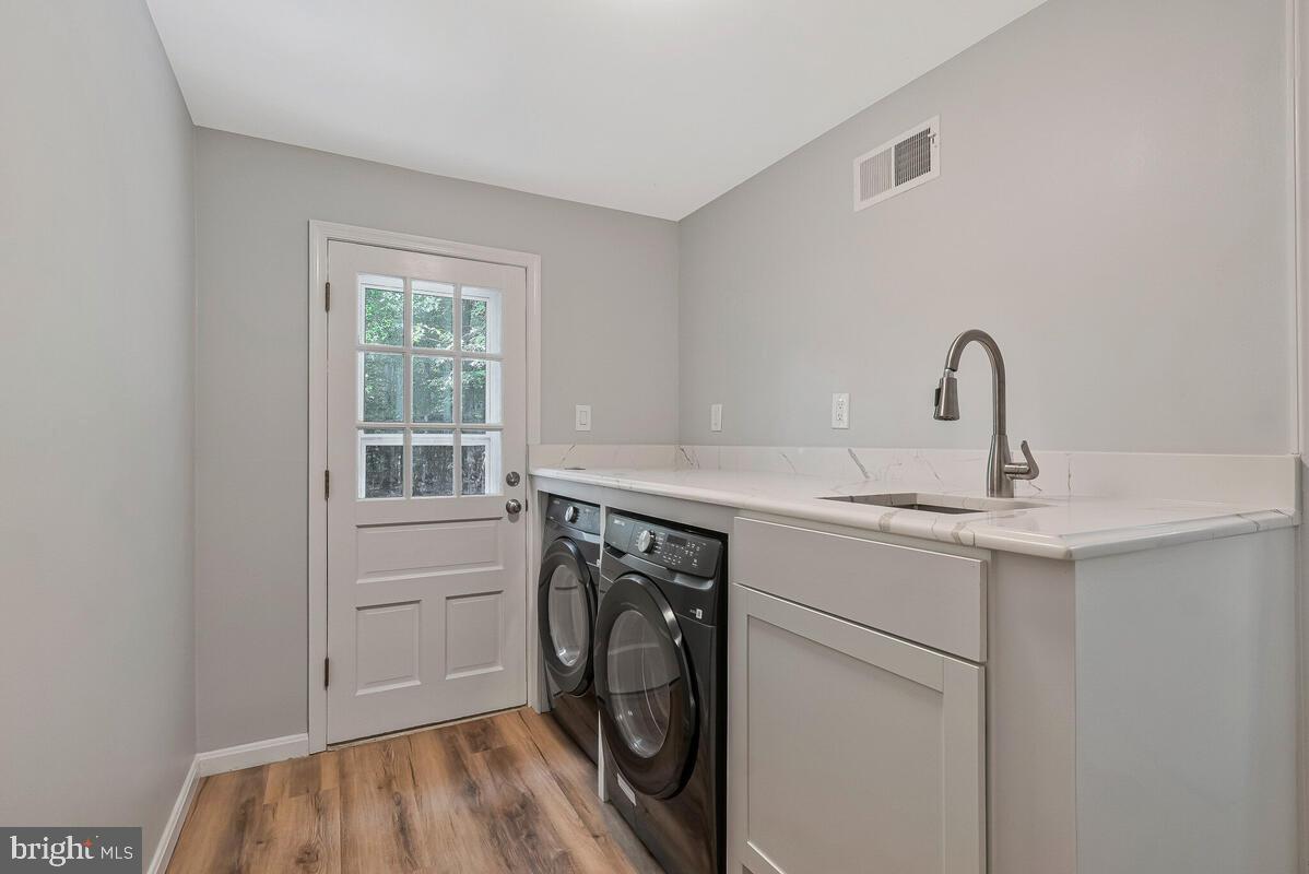 BRYANTOWN HILLS - Residential