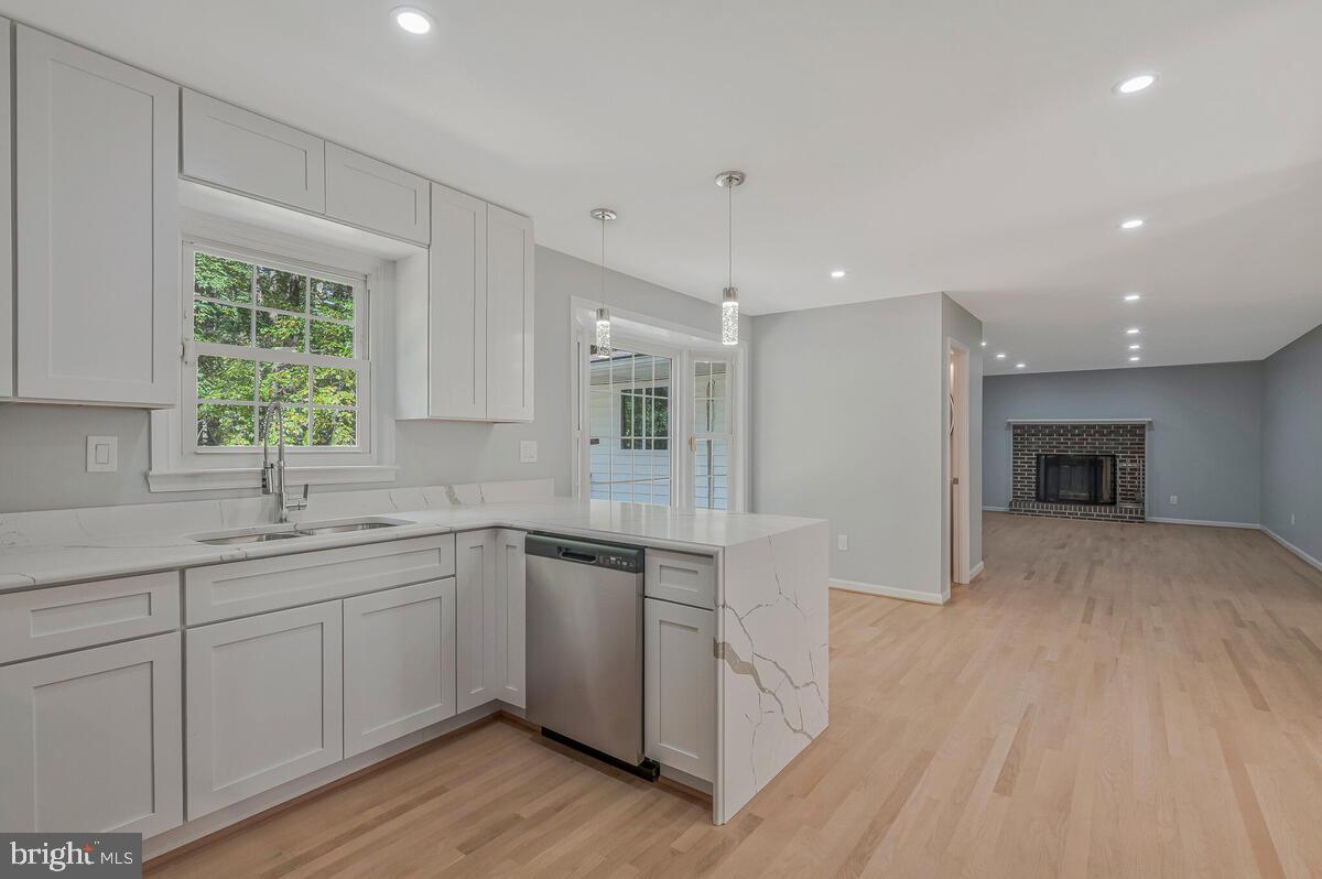 BRYANTOWN HILLS - Residential