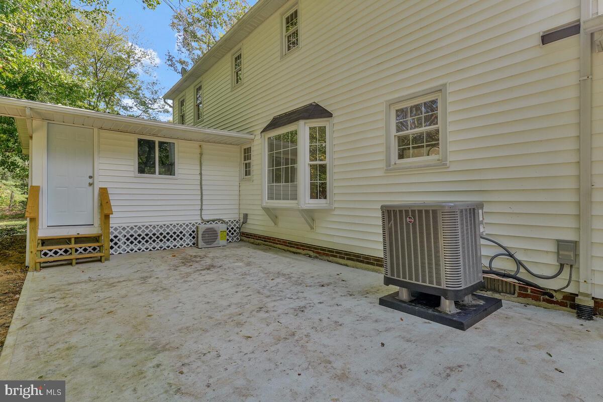 BRYANTOWN HILLS - Residential