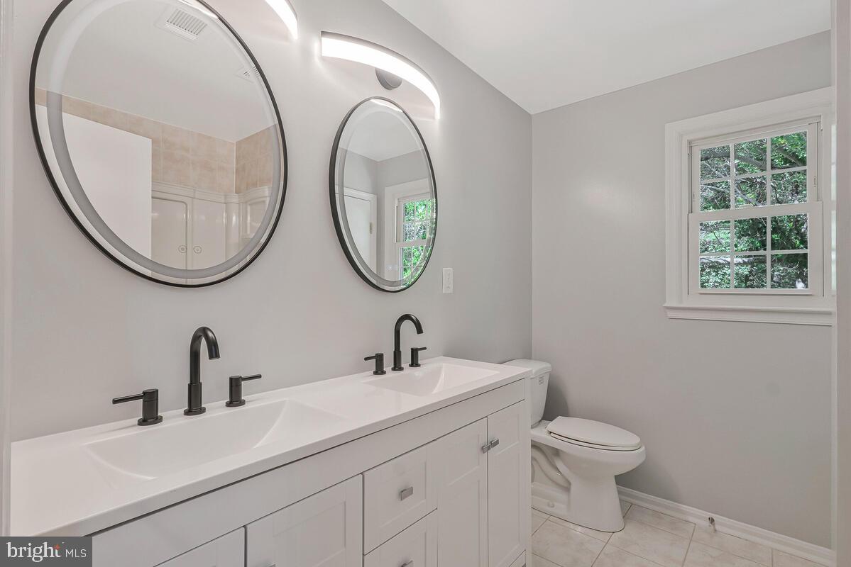 BRYANTOWN HILLS - Residential