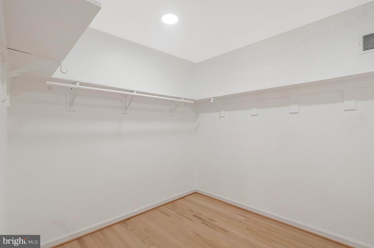 BRYANTOWN HILLS - Residential