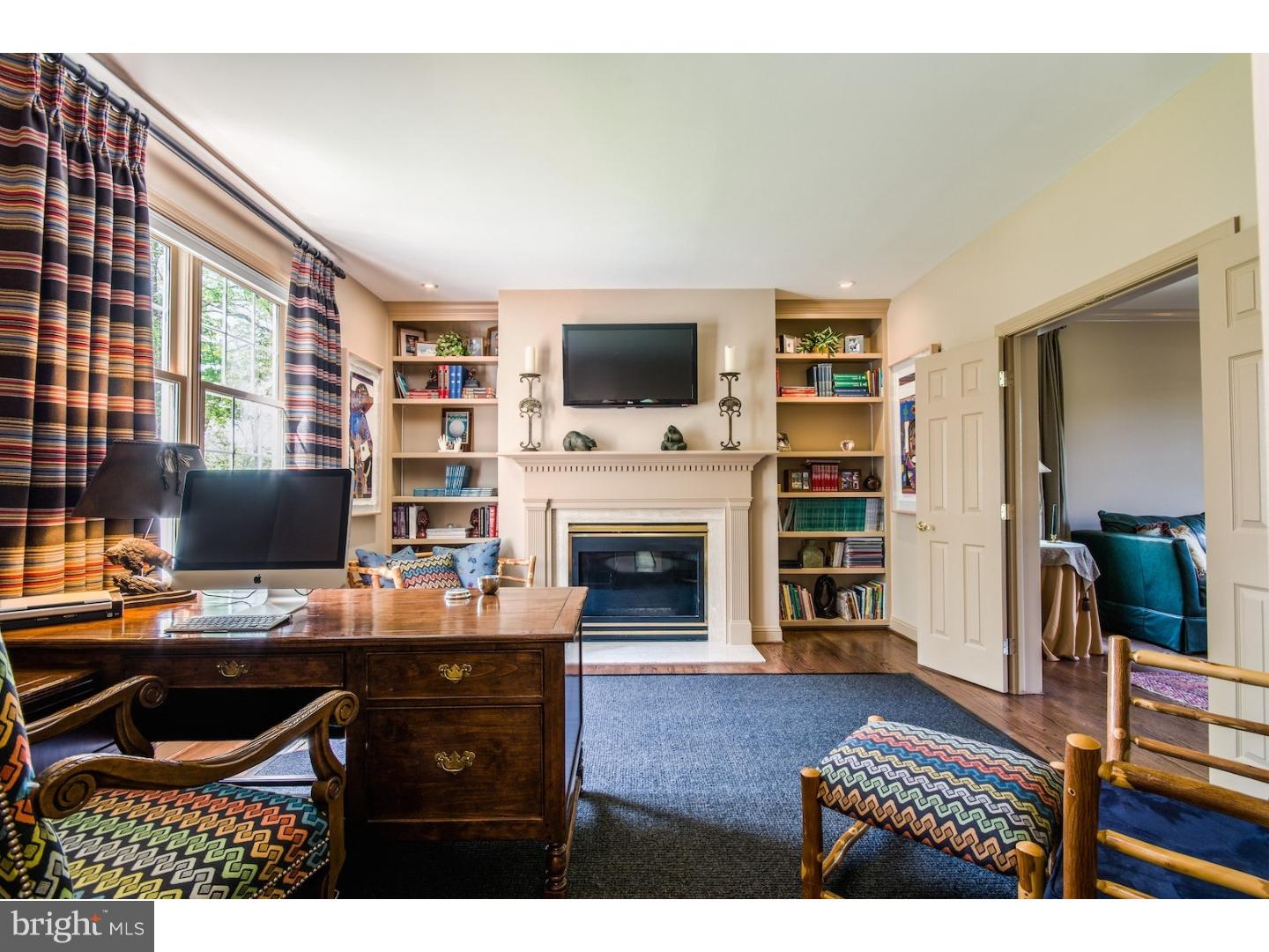 HUNTVIEW AT HORSES - Residential