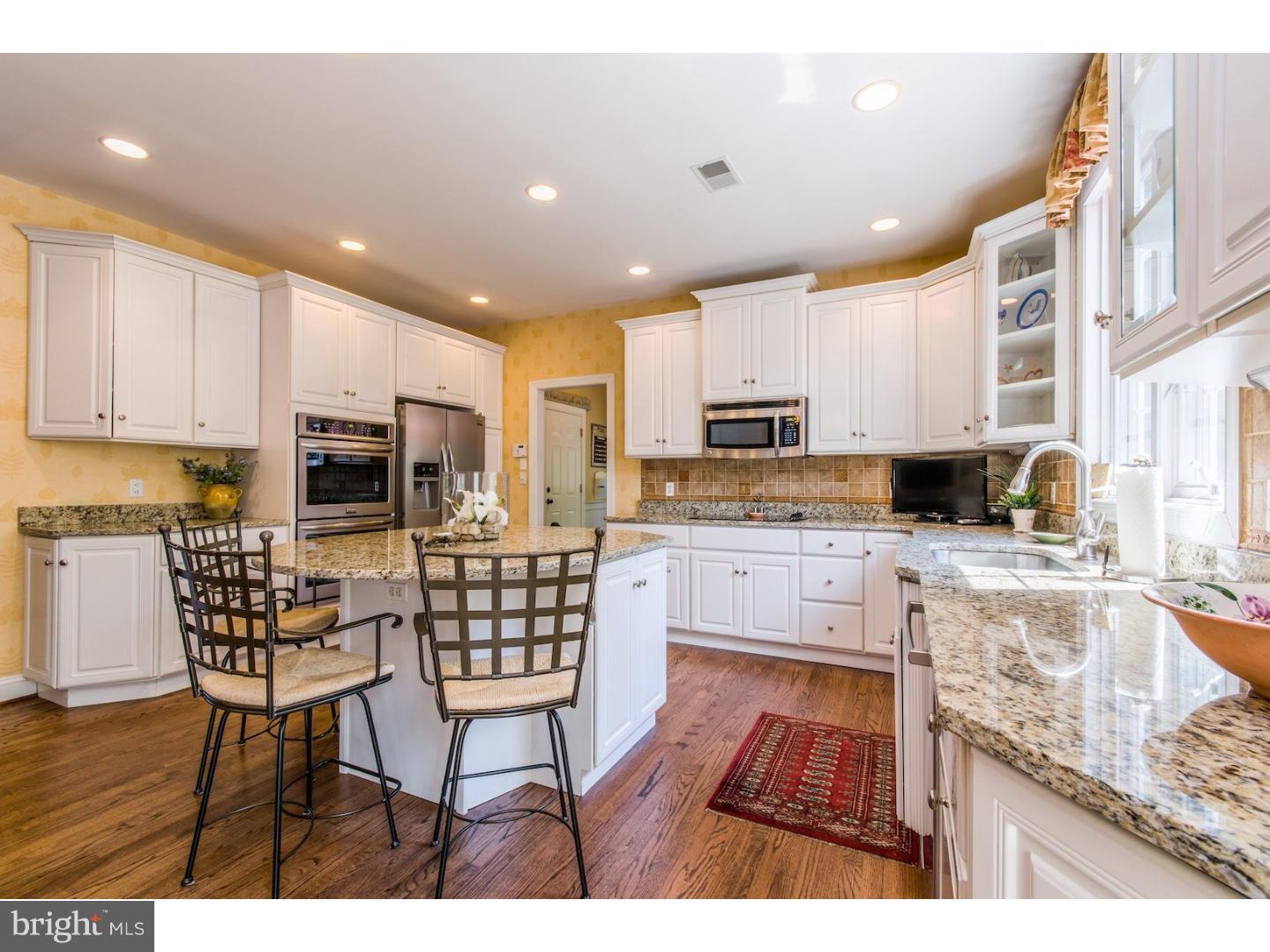 HUNTVIEW AT HORSES - Residential