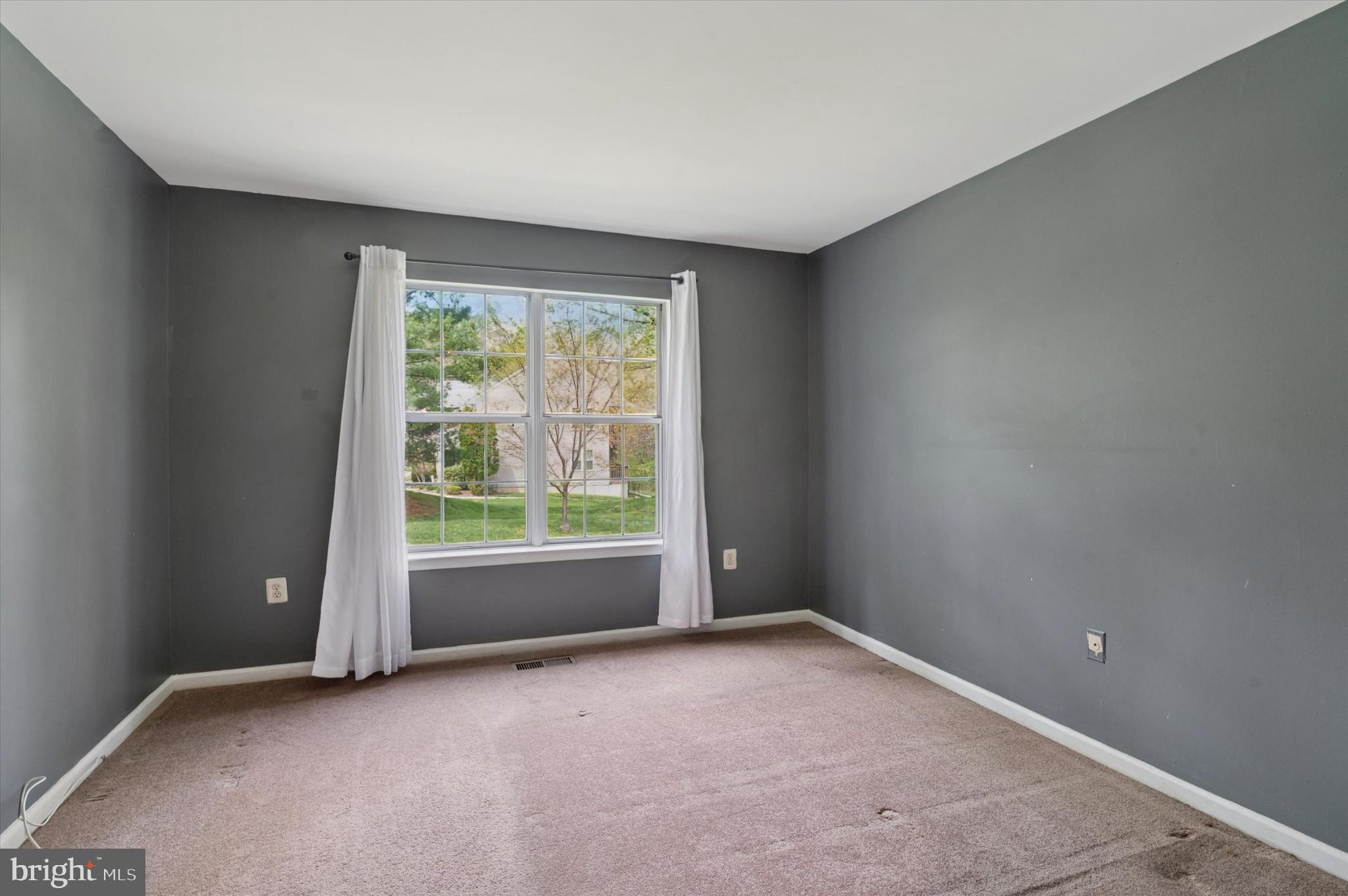 BALLINAHINCH - Residential