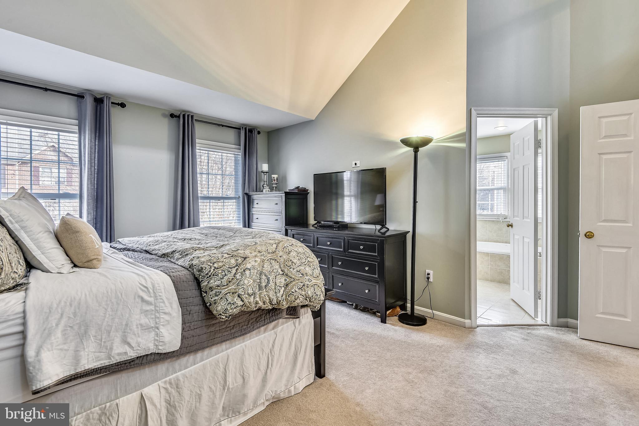 RIDGEWOOD - Residential