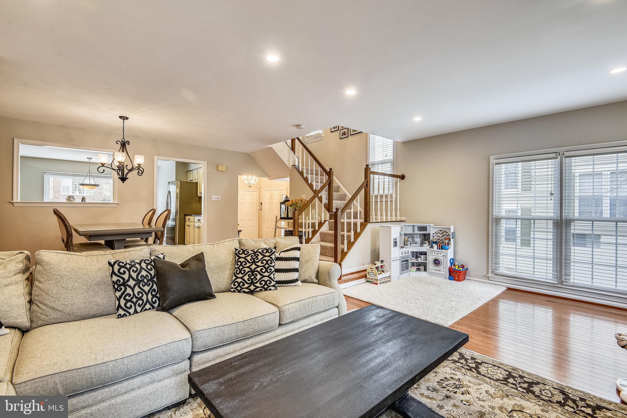 RIDGEWOOD - Residential