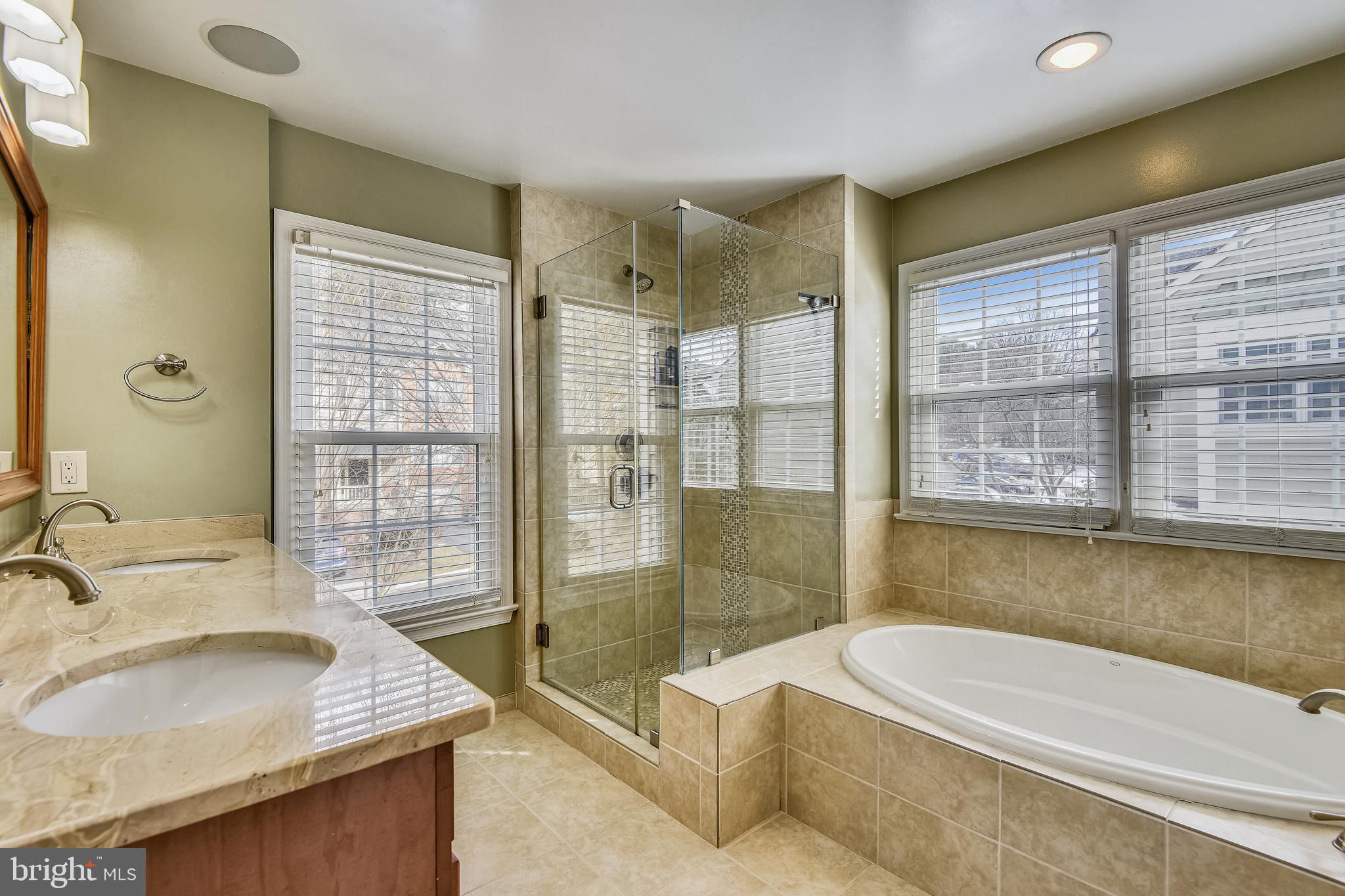 RIDGEWOOD - Residential