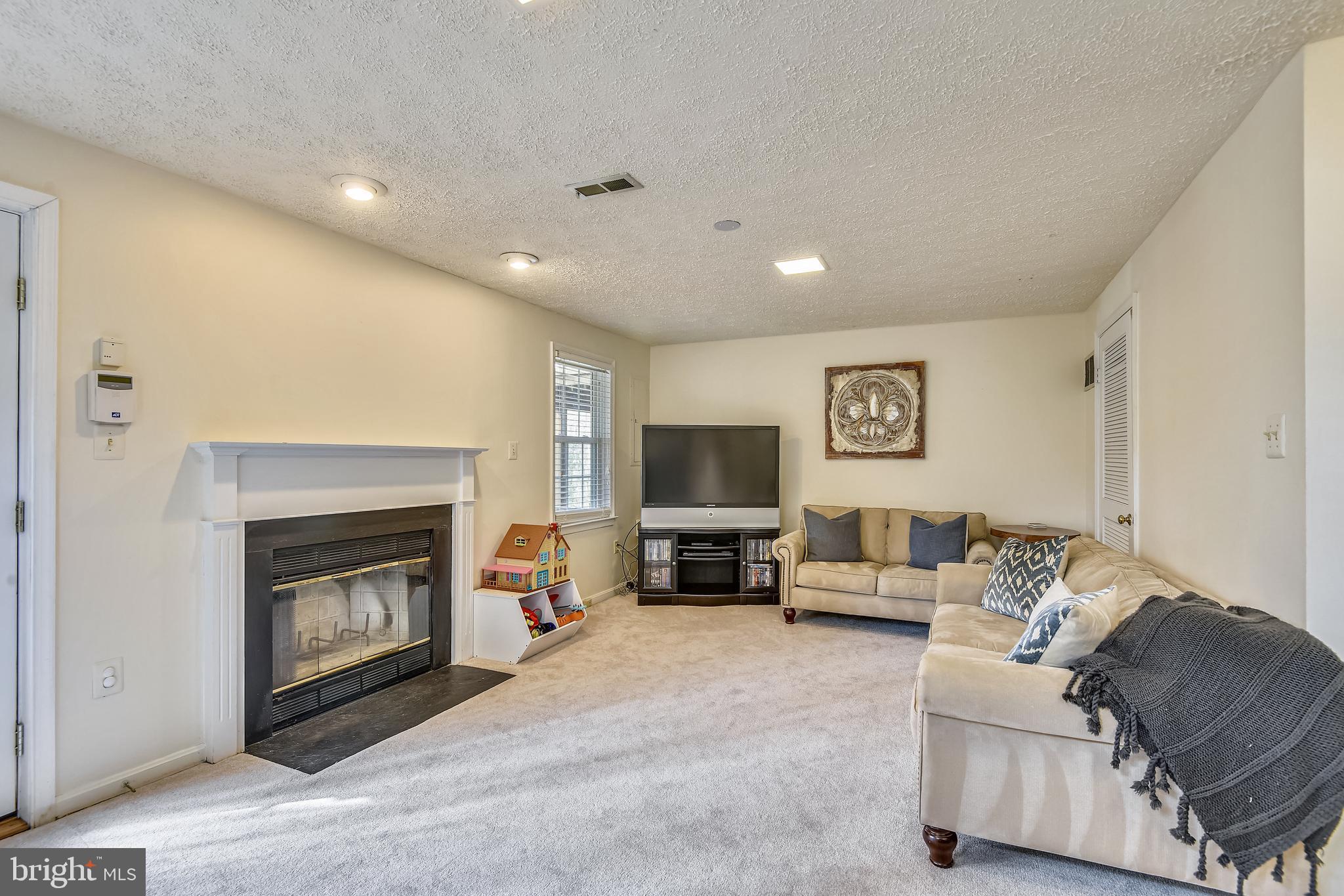 RIDGEWOOD - Residential