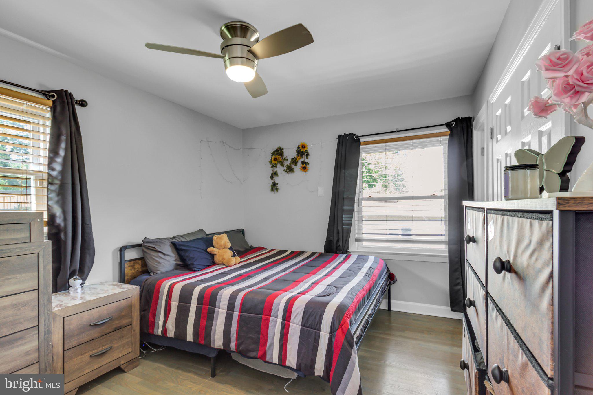 MONTGOMERY ESTATES - Residential