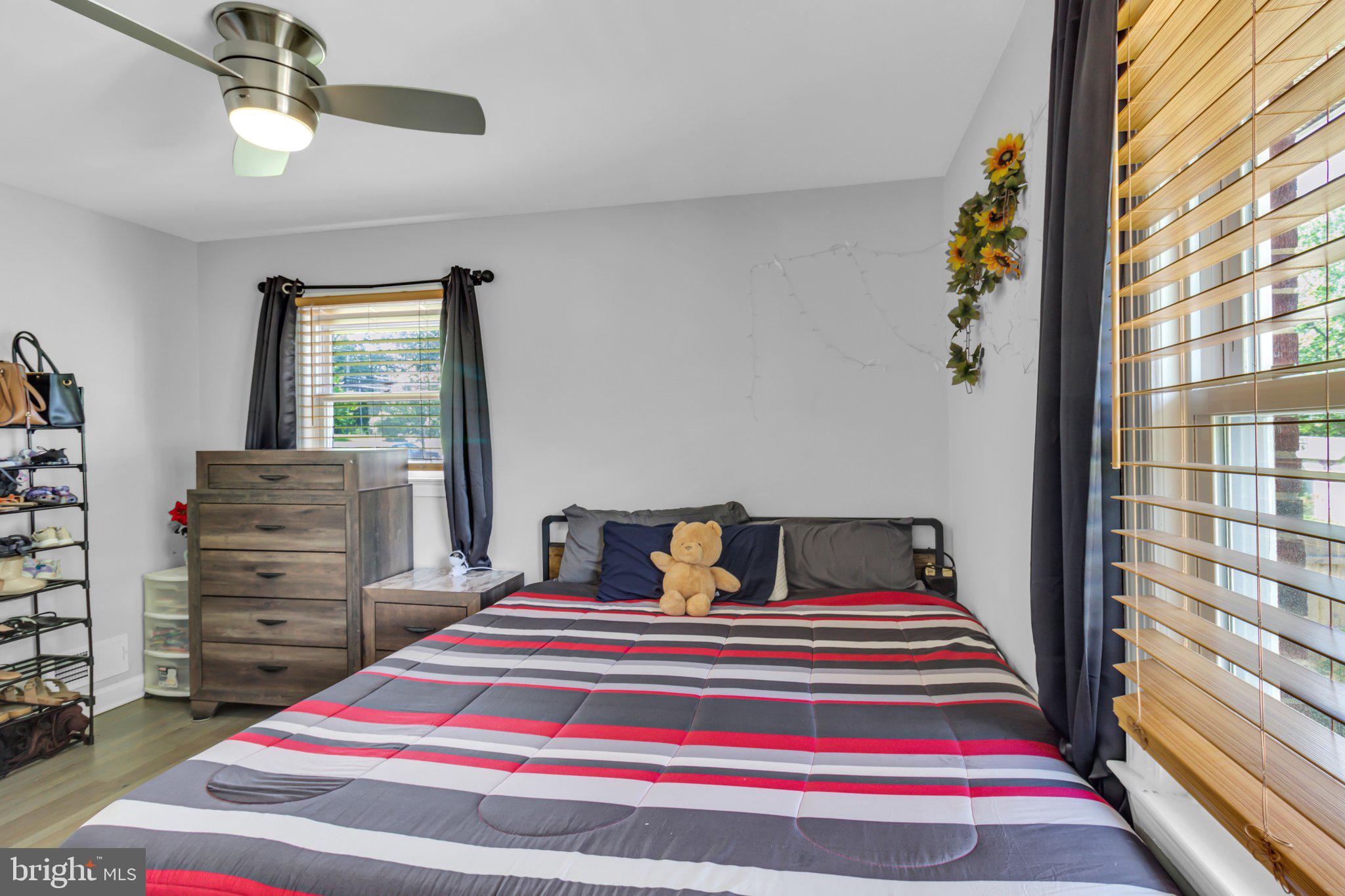 MONTGOMERY ESTATES - Residential