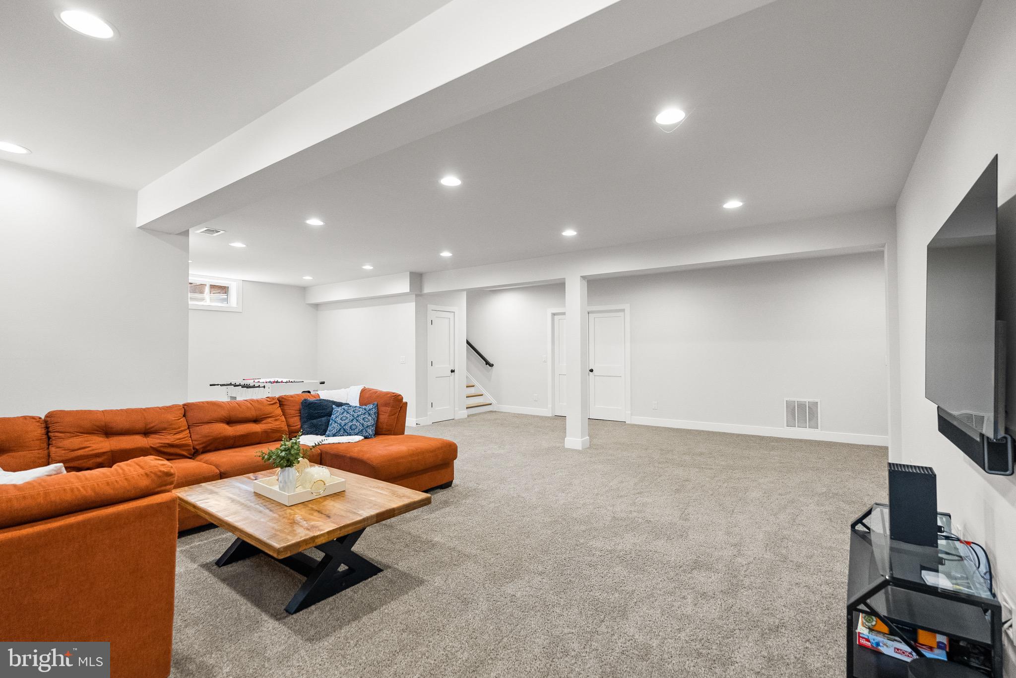 PLYMOUTH HAVEN - Residential