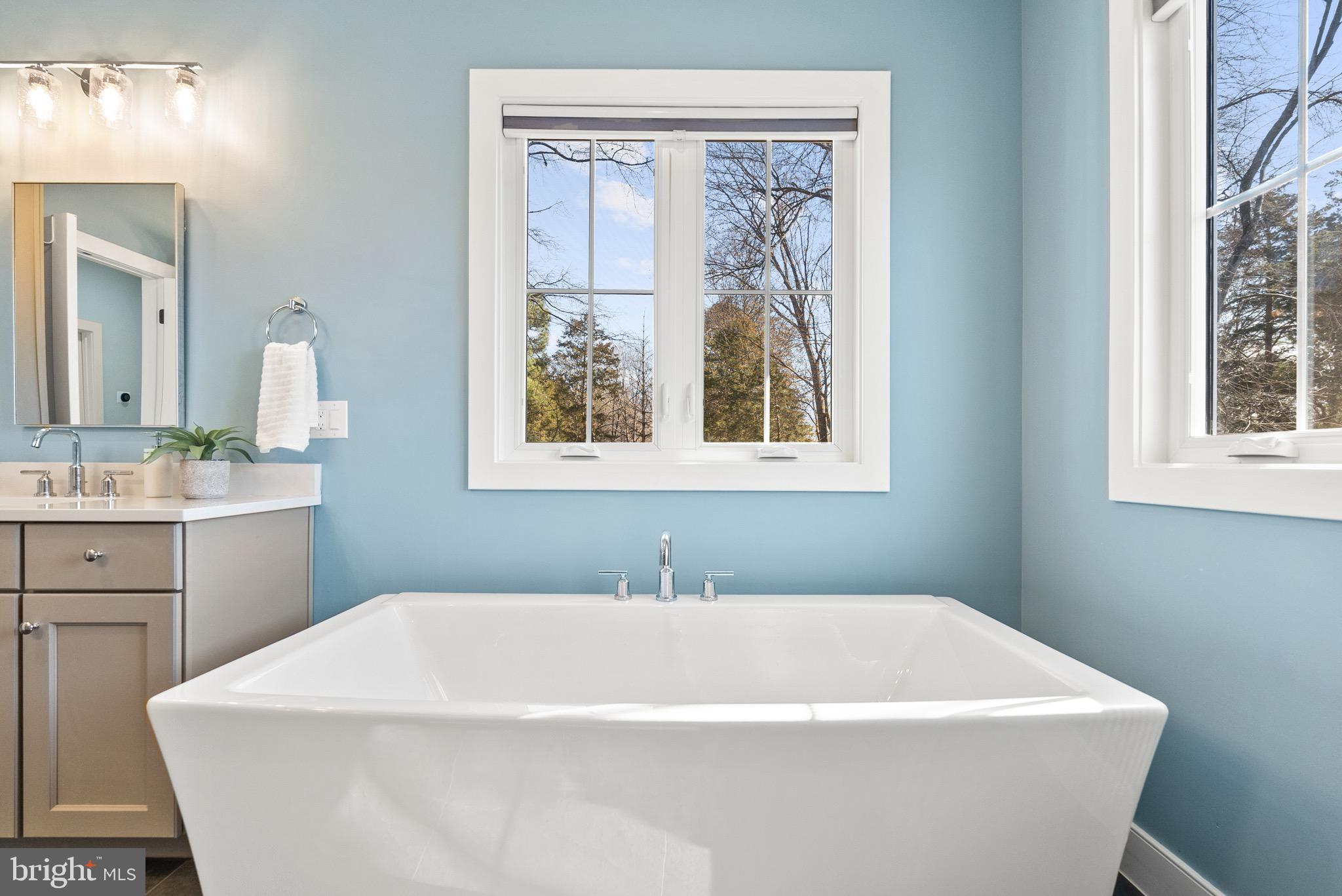 PLYMOUTH HAVEN - Residential