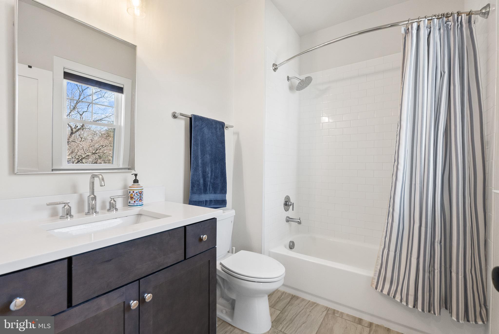 PLYMOUTH HAVEN - Residential