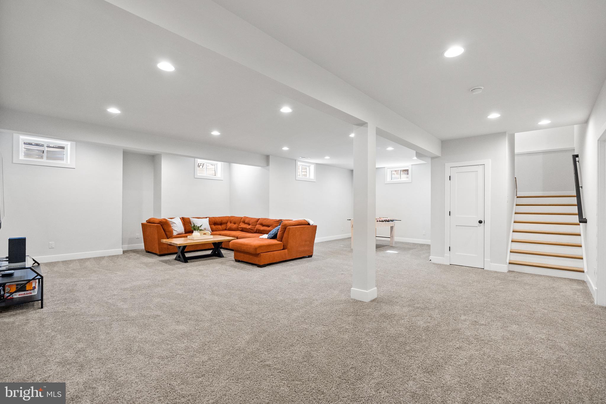 PLYMOUTH HAVEN - Residential