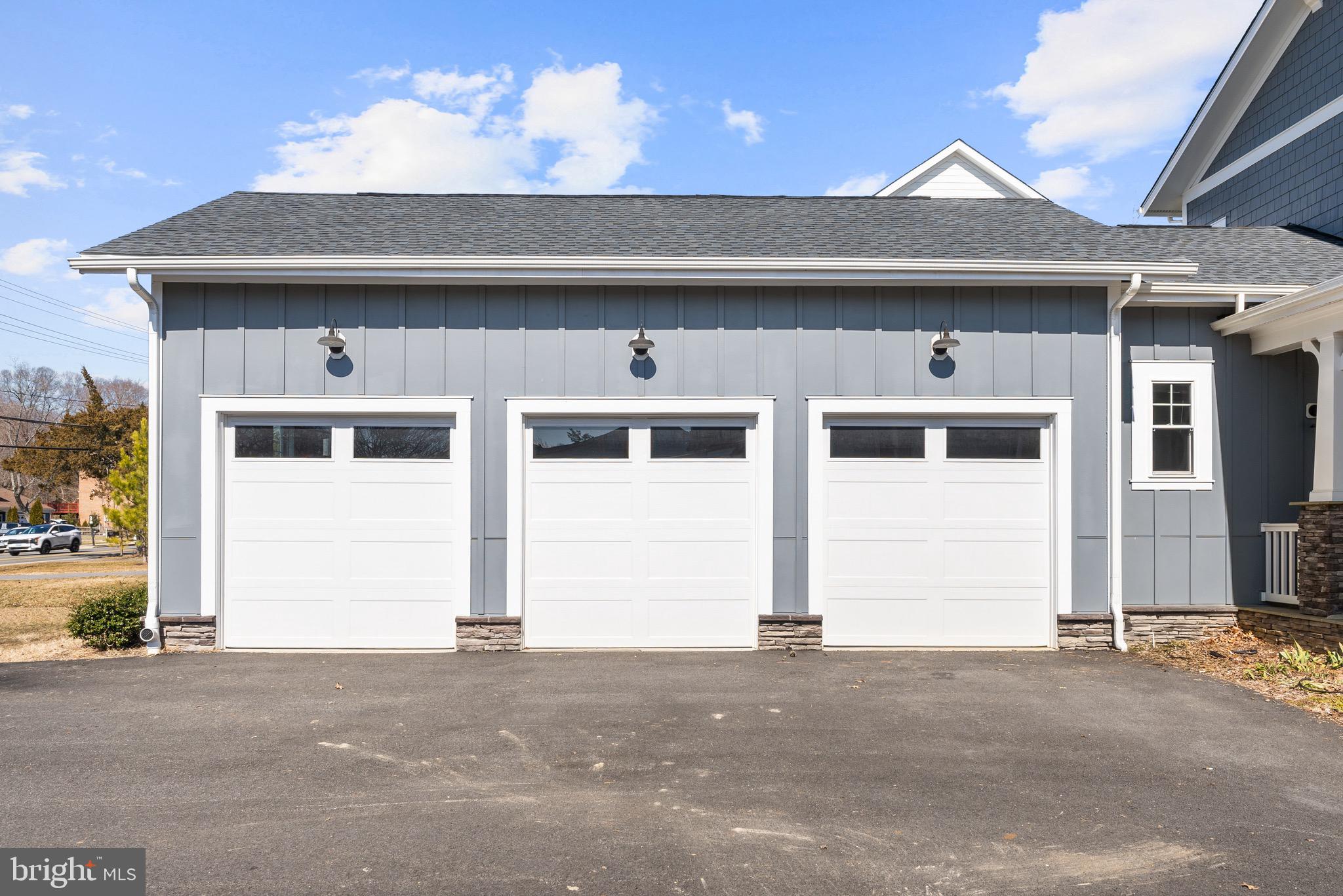 PLYMOUTH HAVEN - Residential