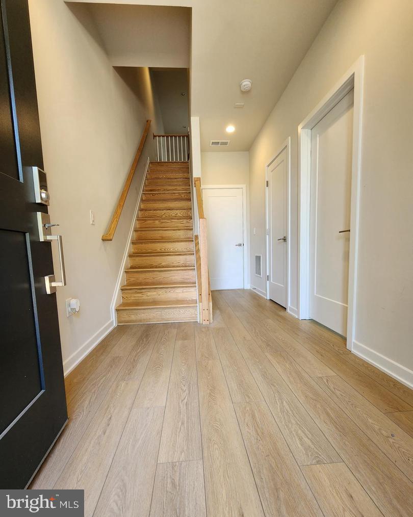 UNION PARK AT MCLEAN - Residential Lease