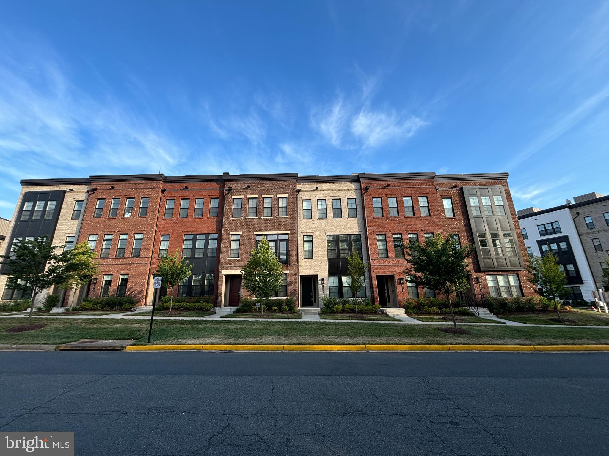 UNION PARK AT MCLEAN - Residential Lease