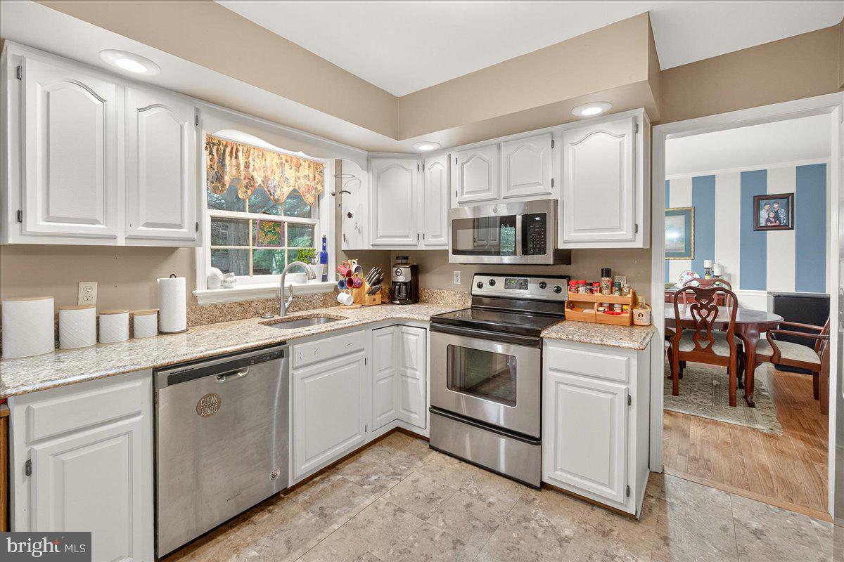 MEADOWRIDGE - Residential