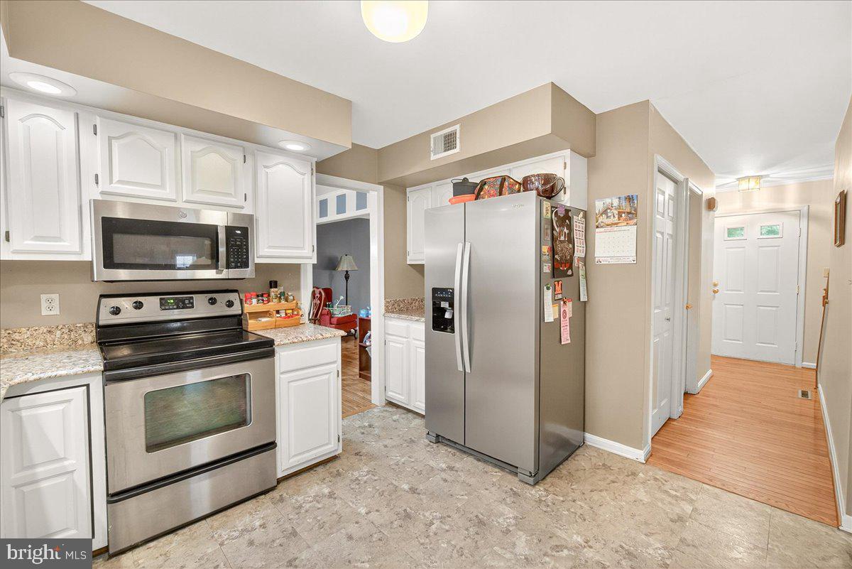 MEADOWRIDGE - Residential