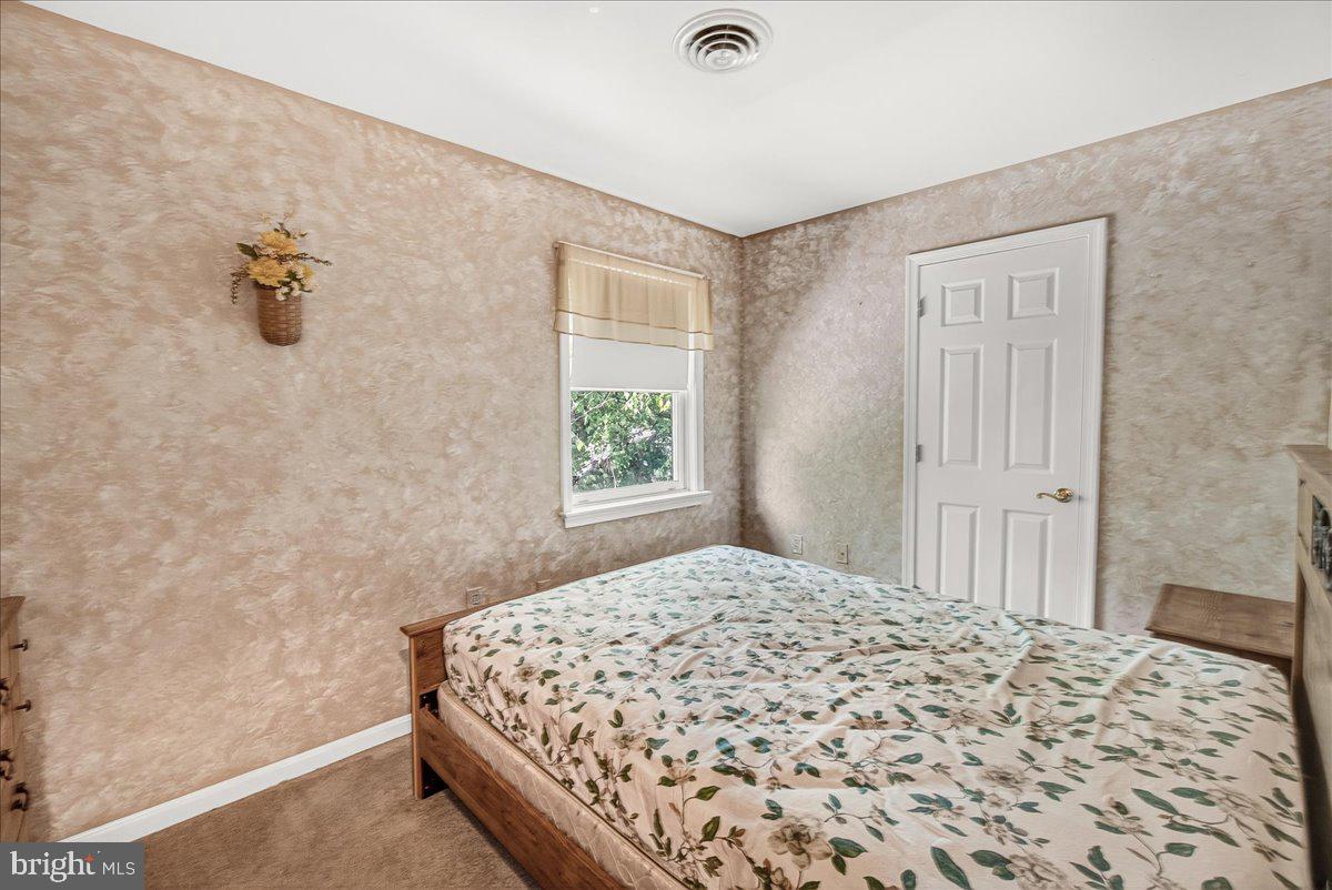 MEADOWRIDGE - Residential