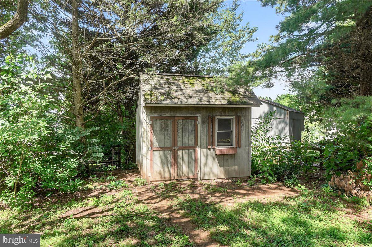 MEADOWRIDGE - Residential