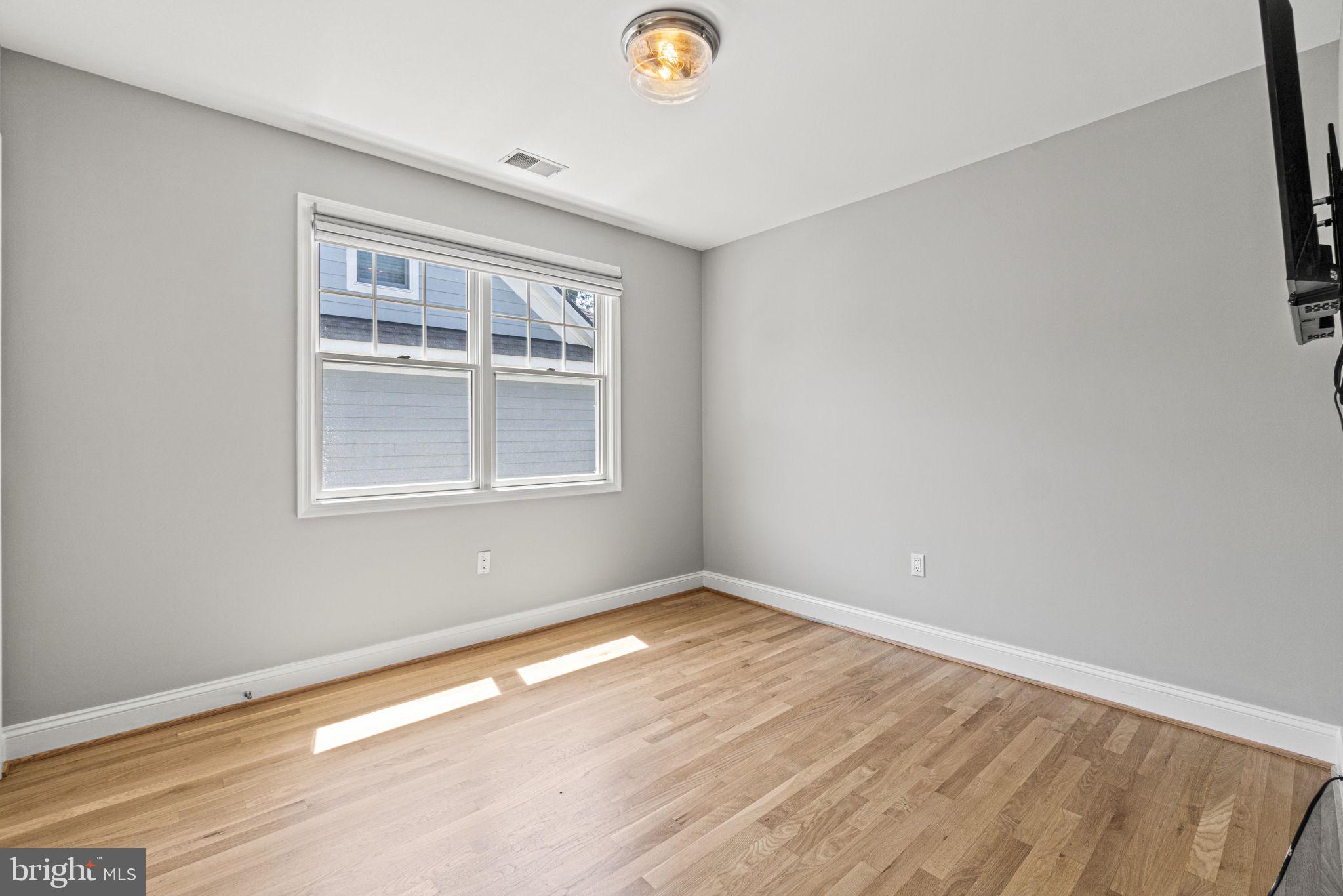 NORTH BETHESDA GROVE - Residential