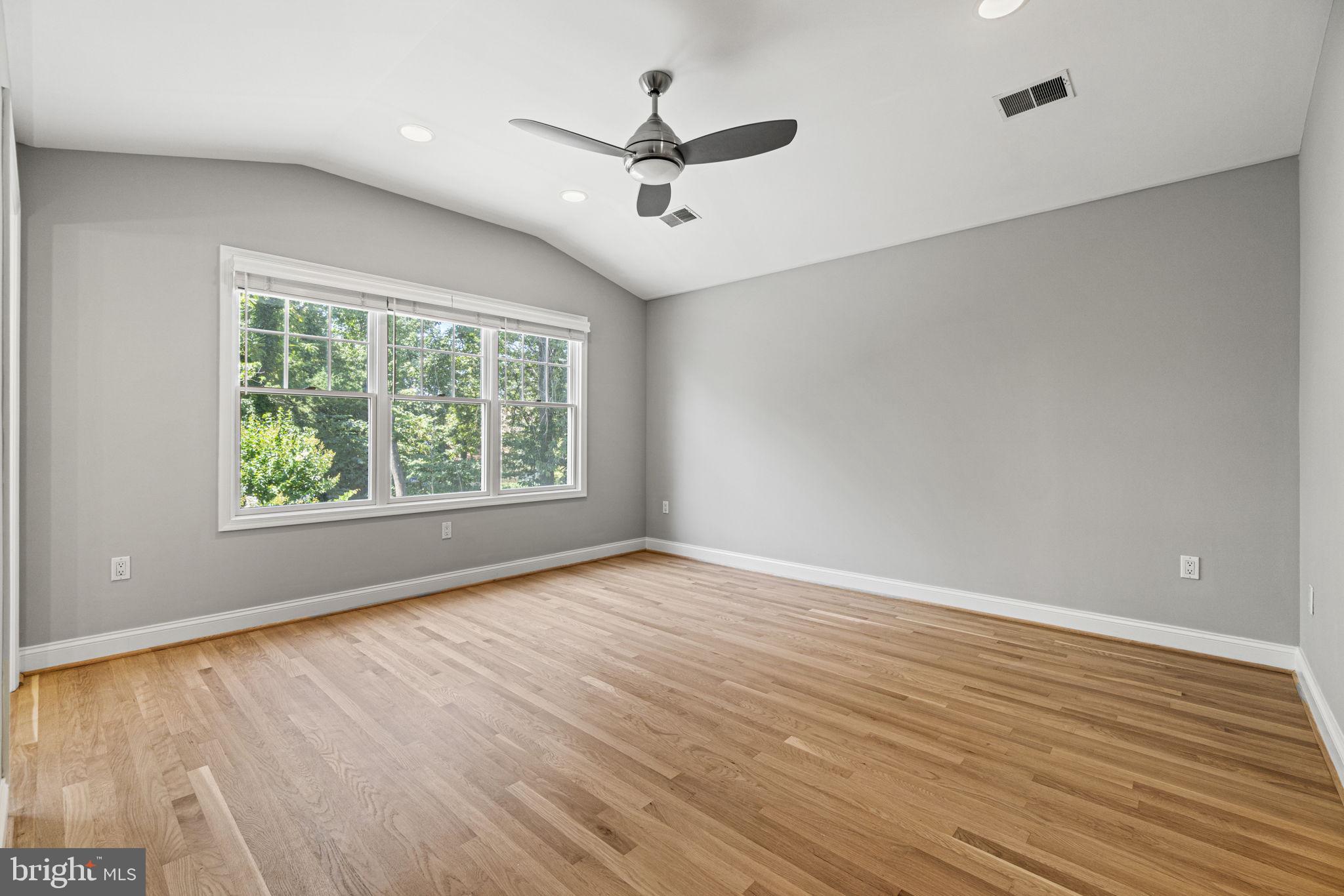 NORTH BETHESDA GROVE - Residential