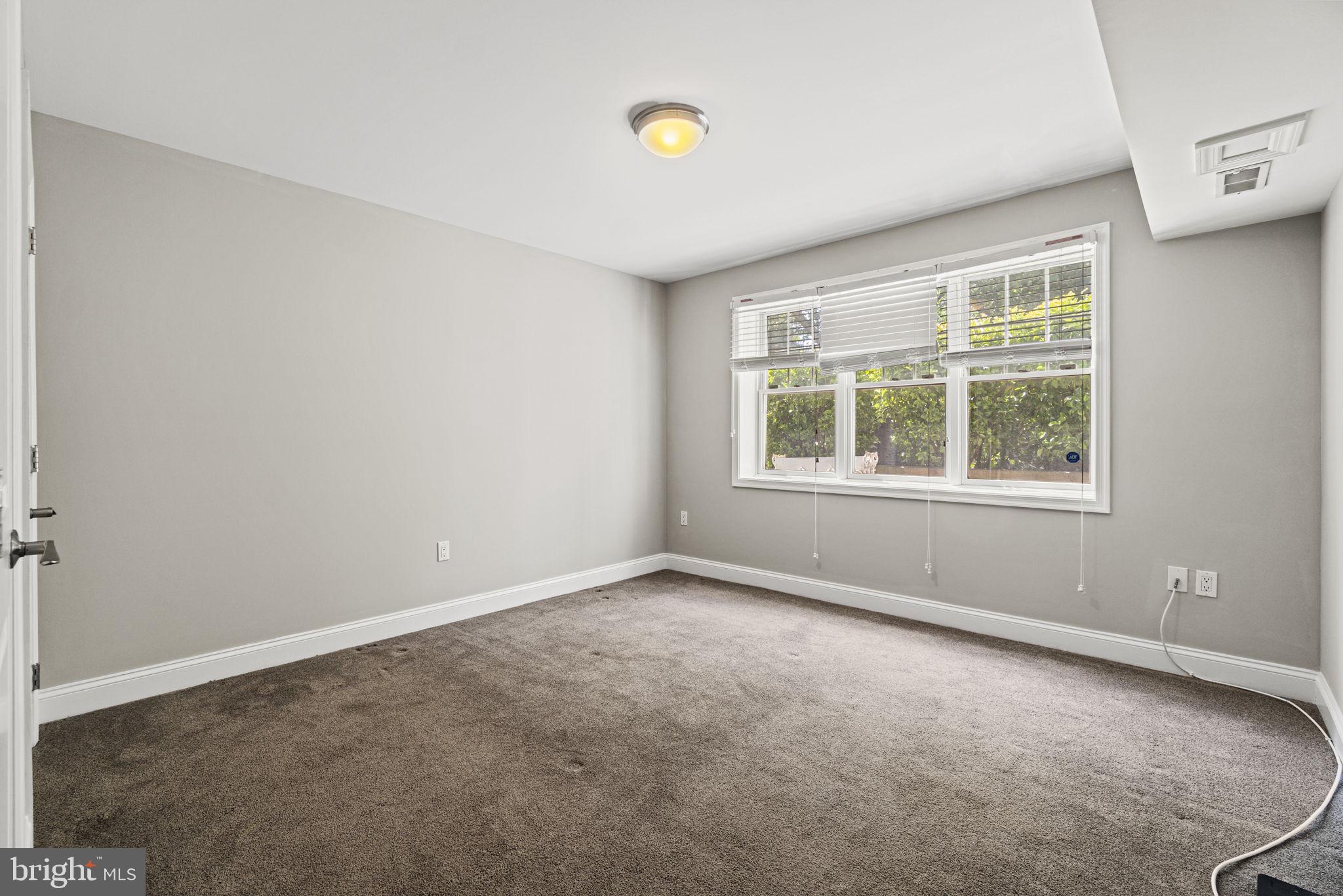 NORTH BETHESDA GROVE - Residential