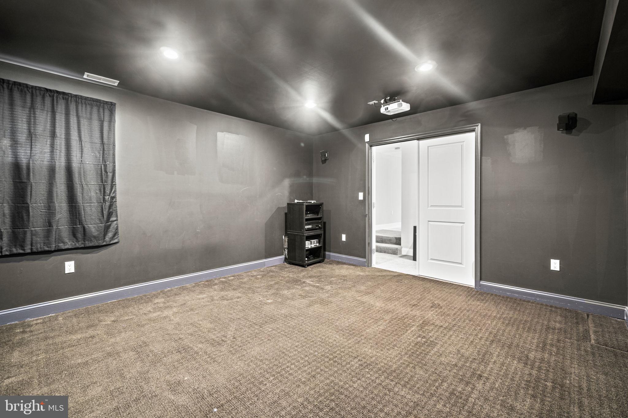 NORTH BETHESDA GROVE - Residential