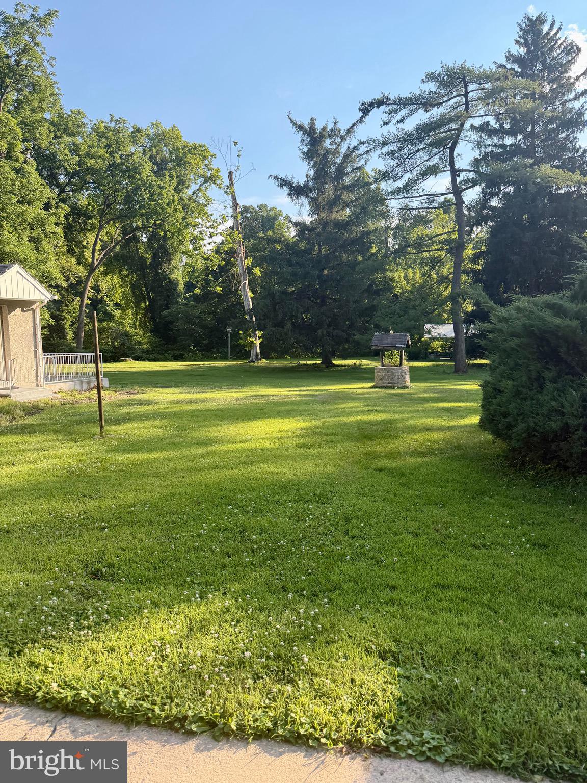 2800 RIVER ROAD