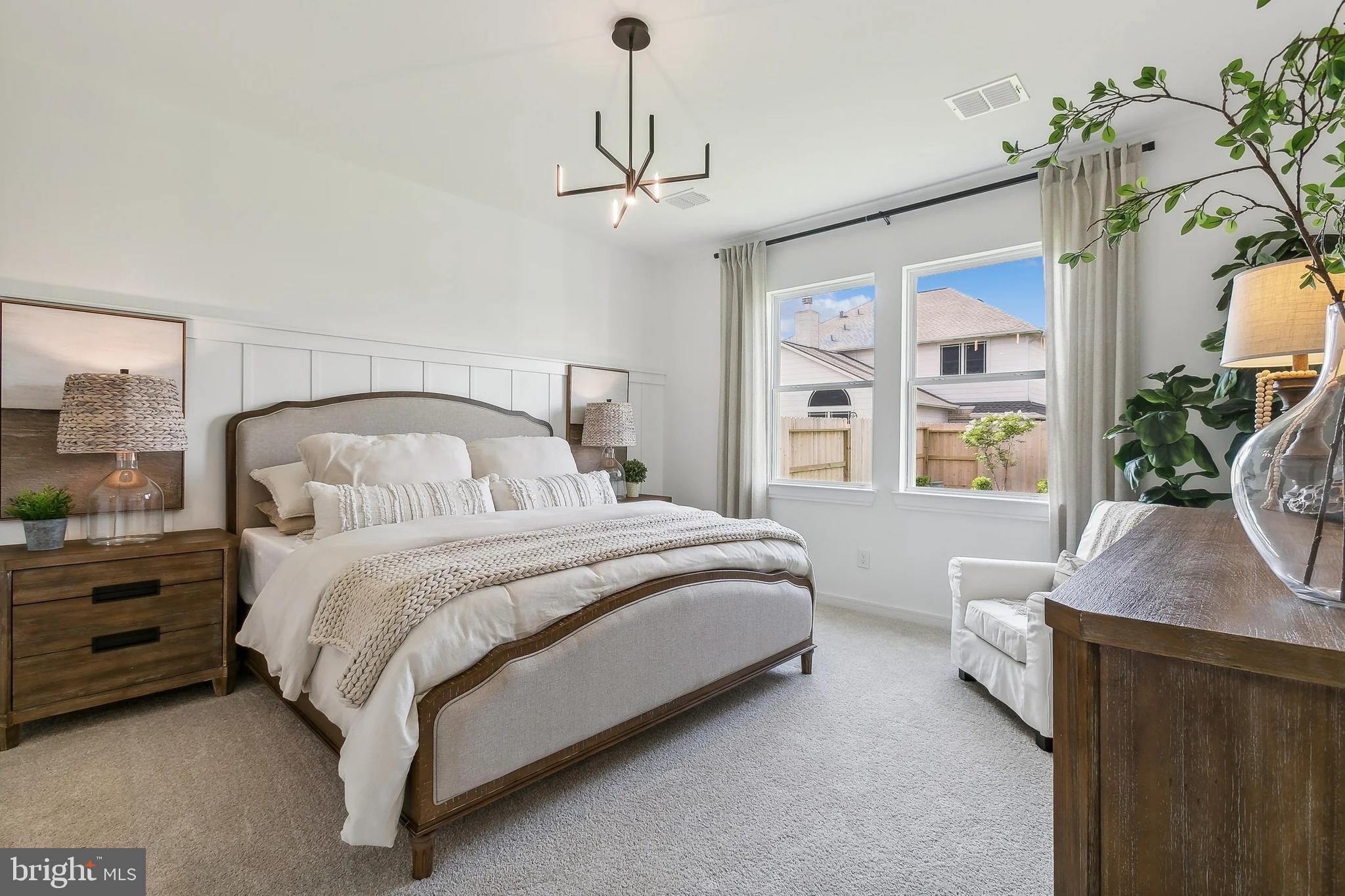 HUNTWELL WEST - Residential