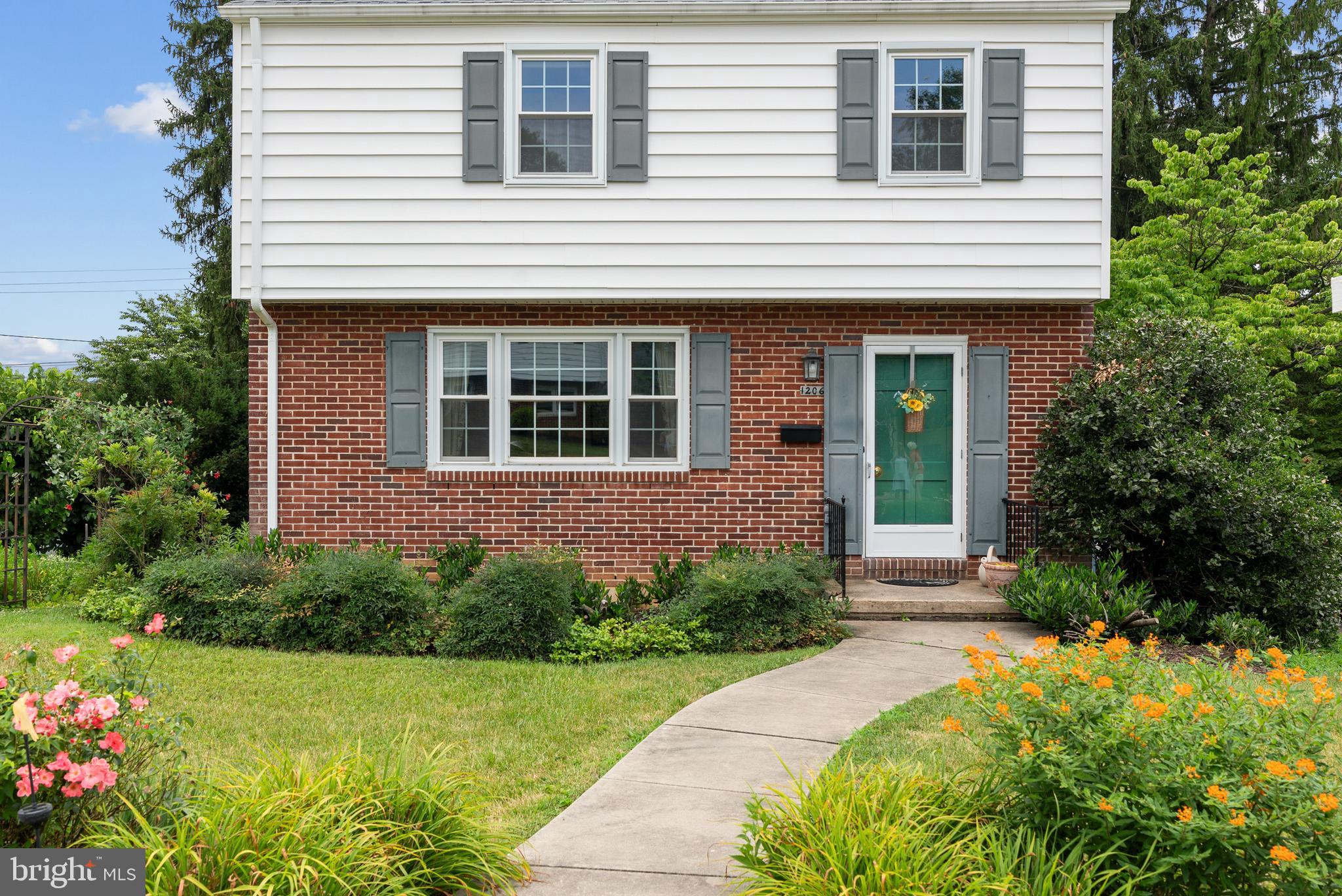 1206 LONGFORD ROAD