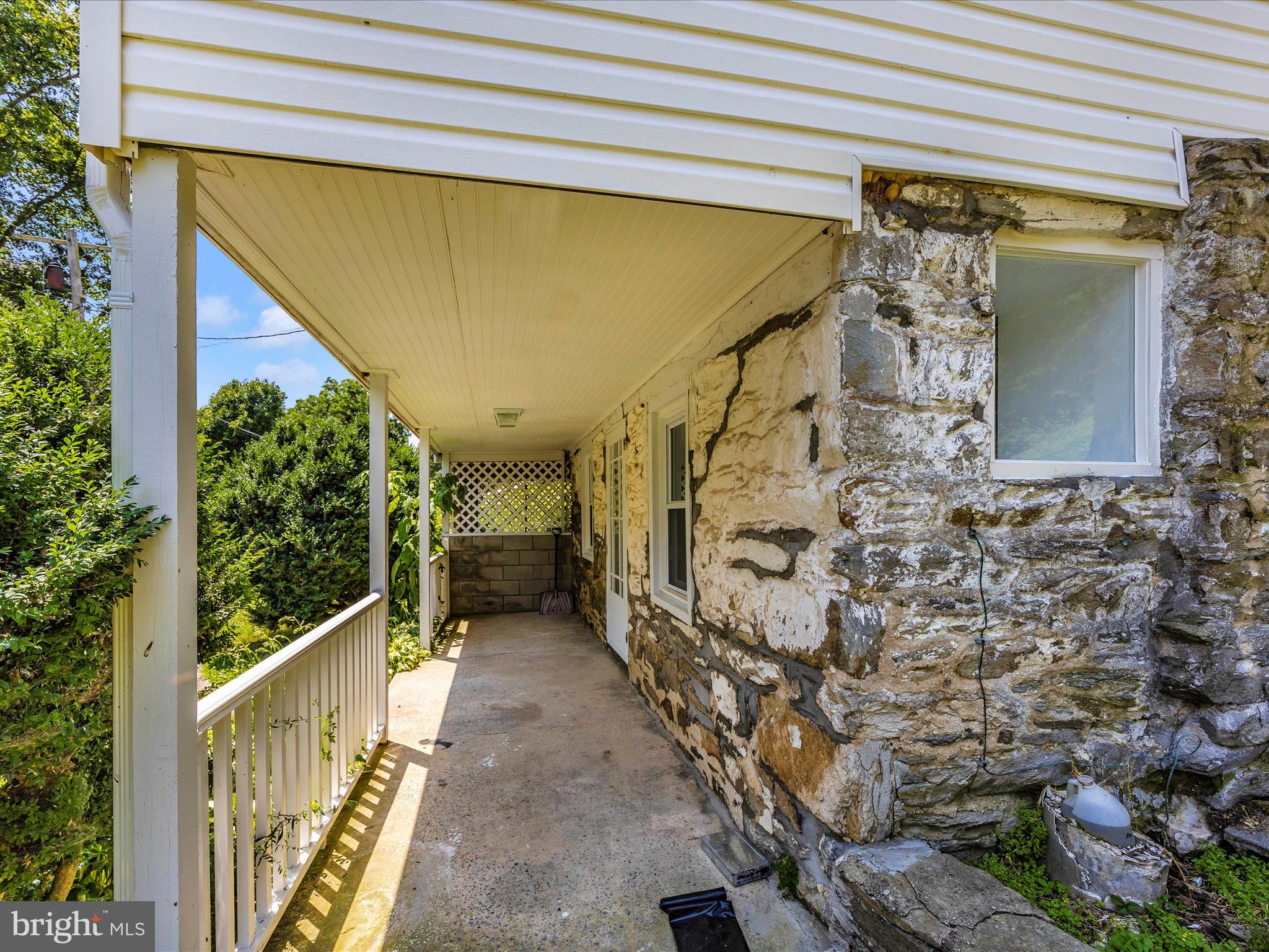 MIDDLETOWN - Residential Lease