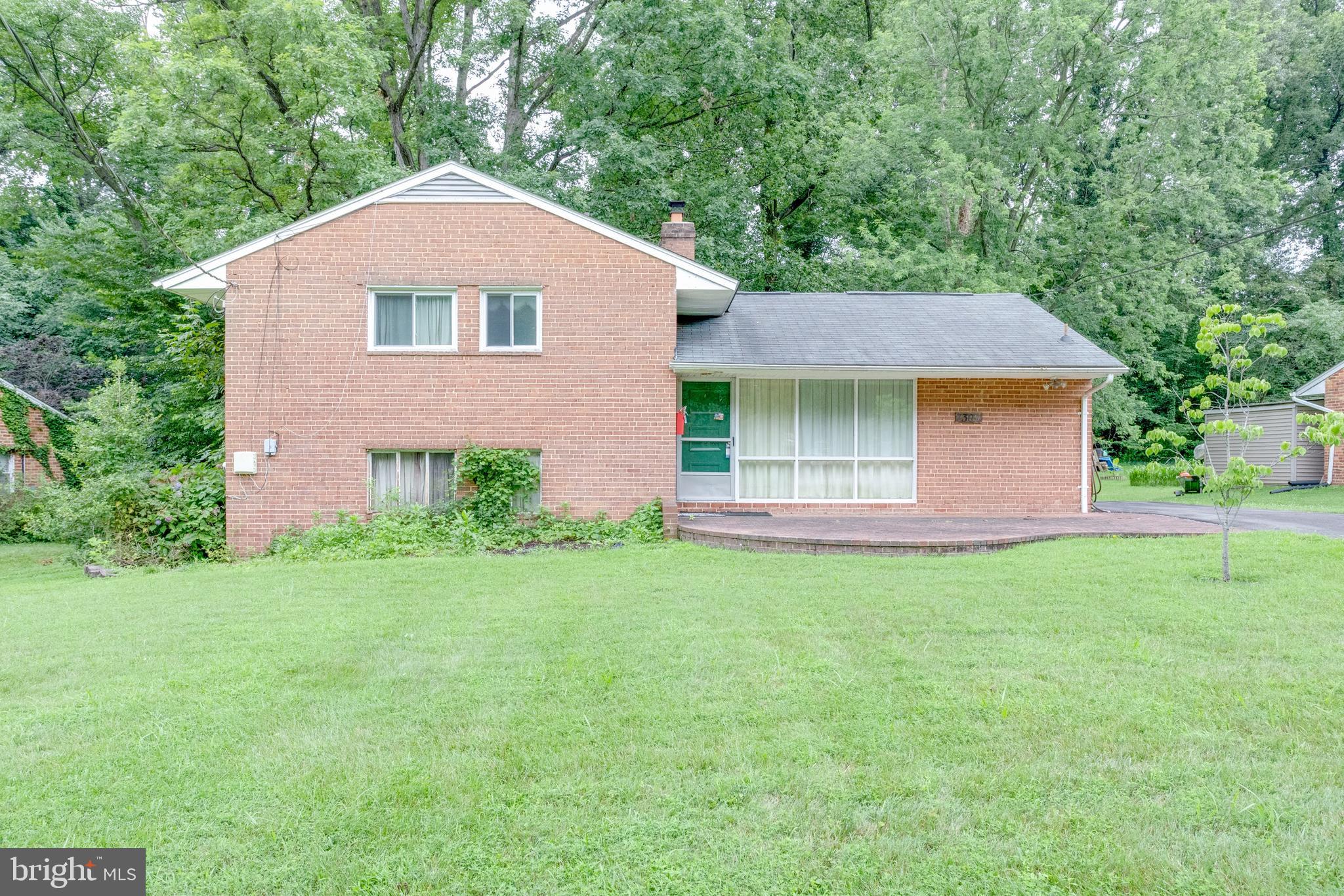 7309 LEESVILLE BOULEVARD