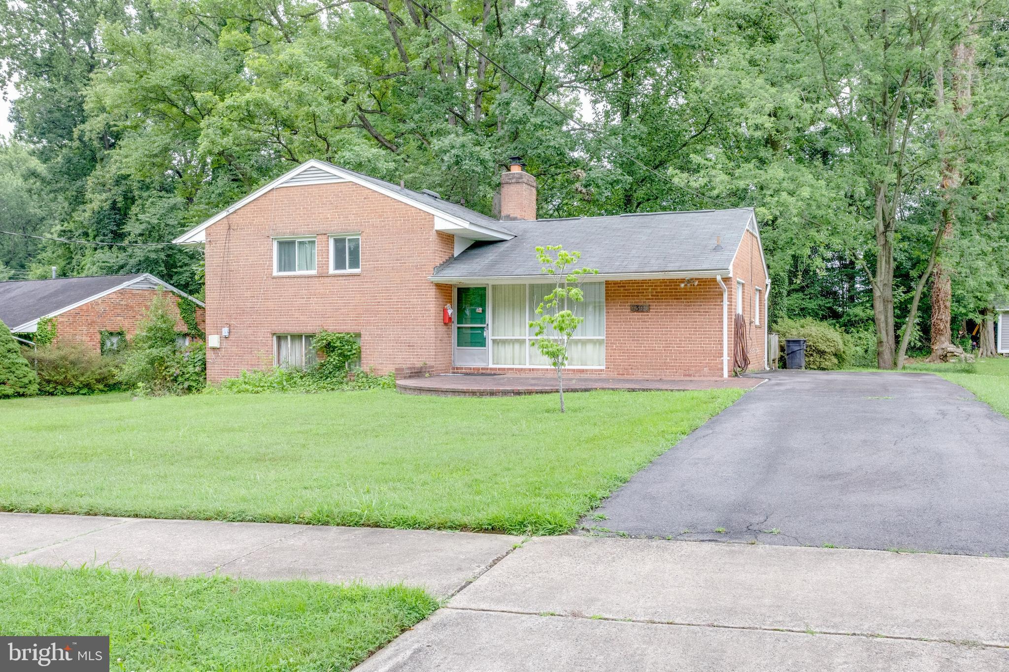 NORTH SPRINGFIELD - Residential