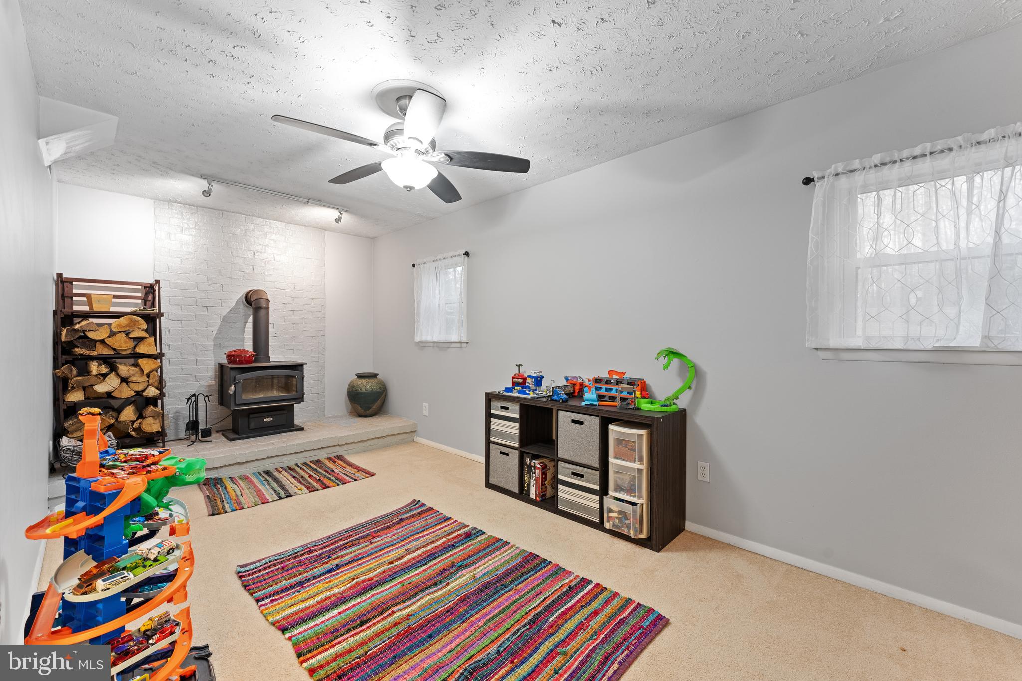 LAKE WILDERNESS - Residential