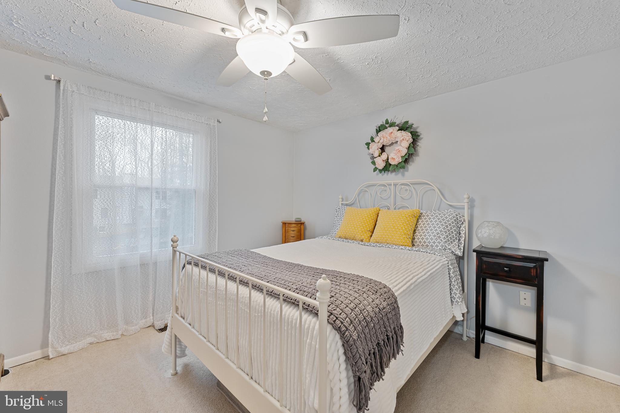 LAKE WILDERNESS - Residential