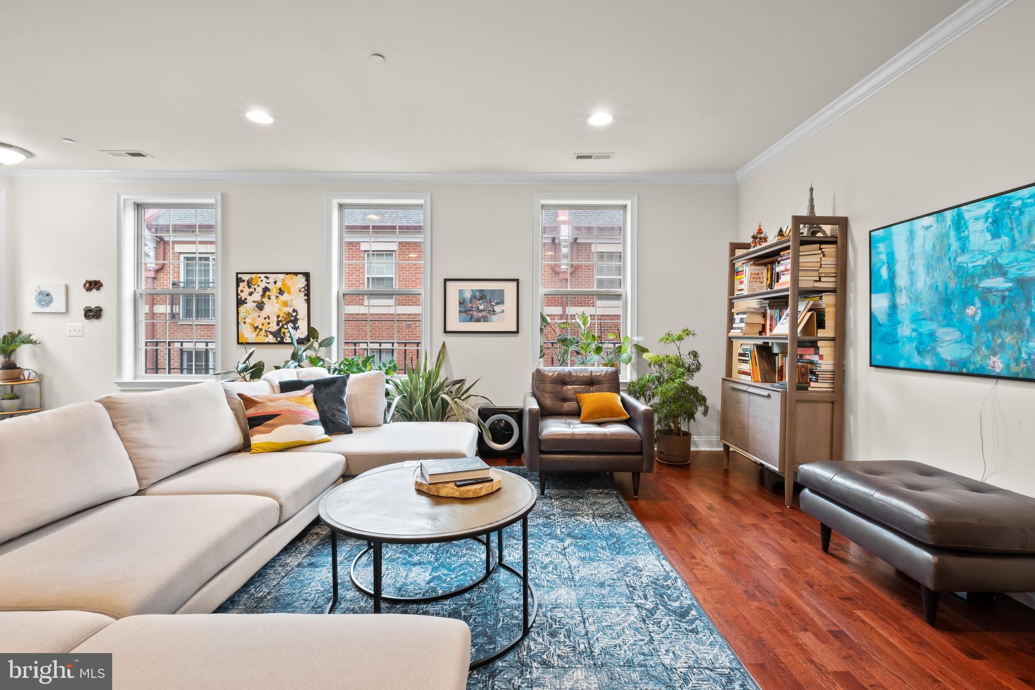 NAVAL SQUARE - Residential