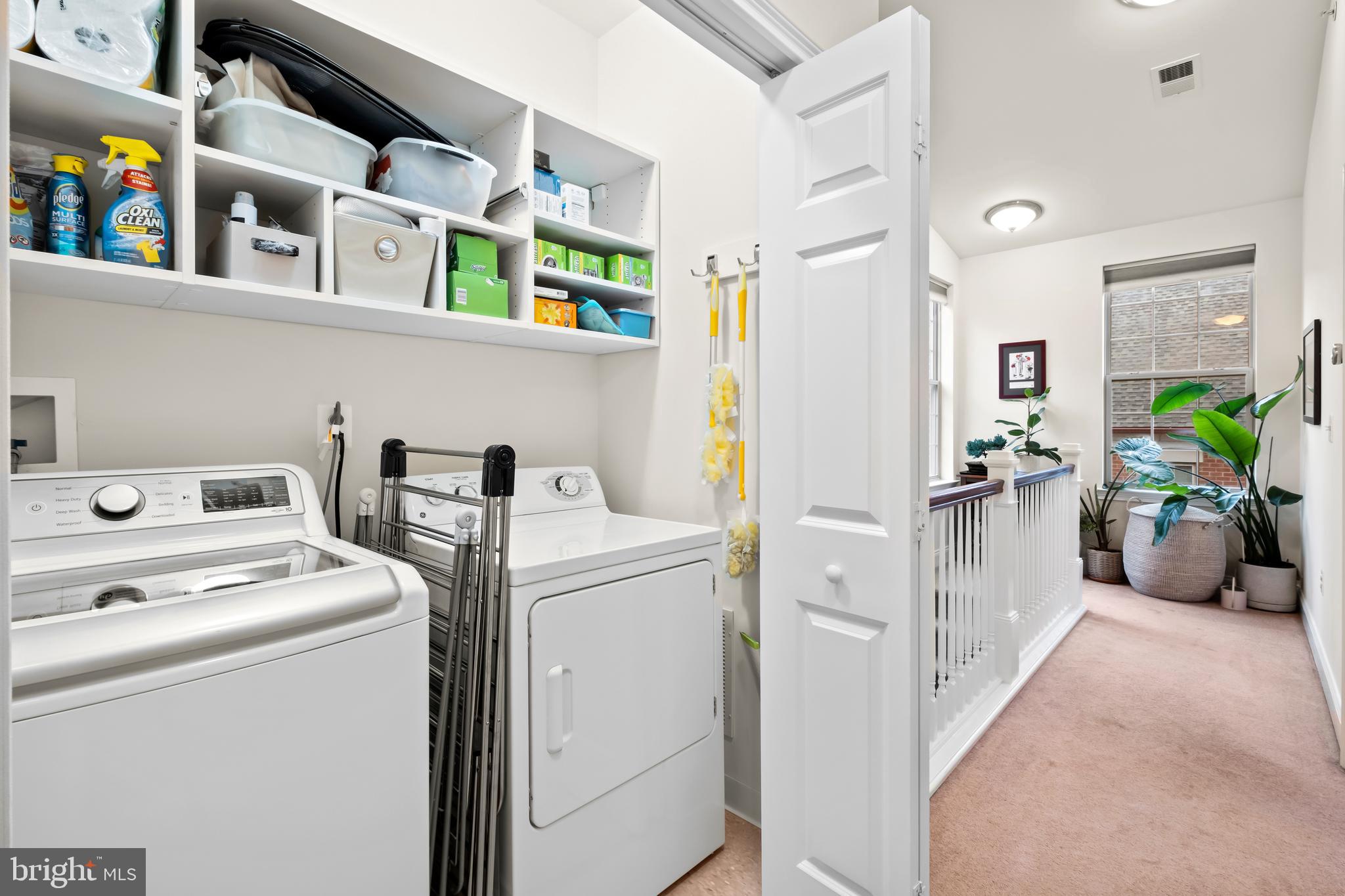 NAVAL SQUARE - Residential