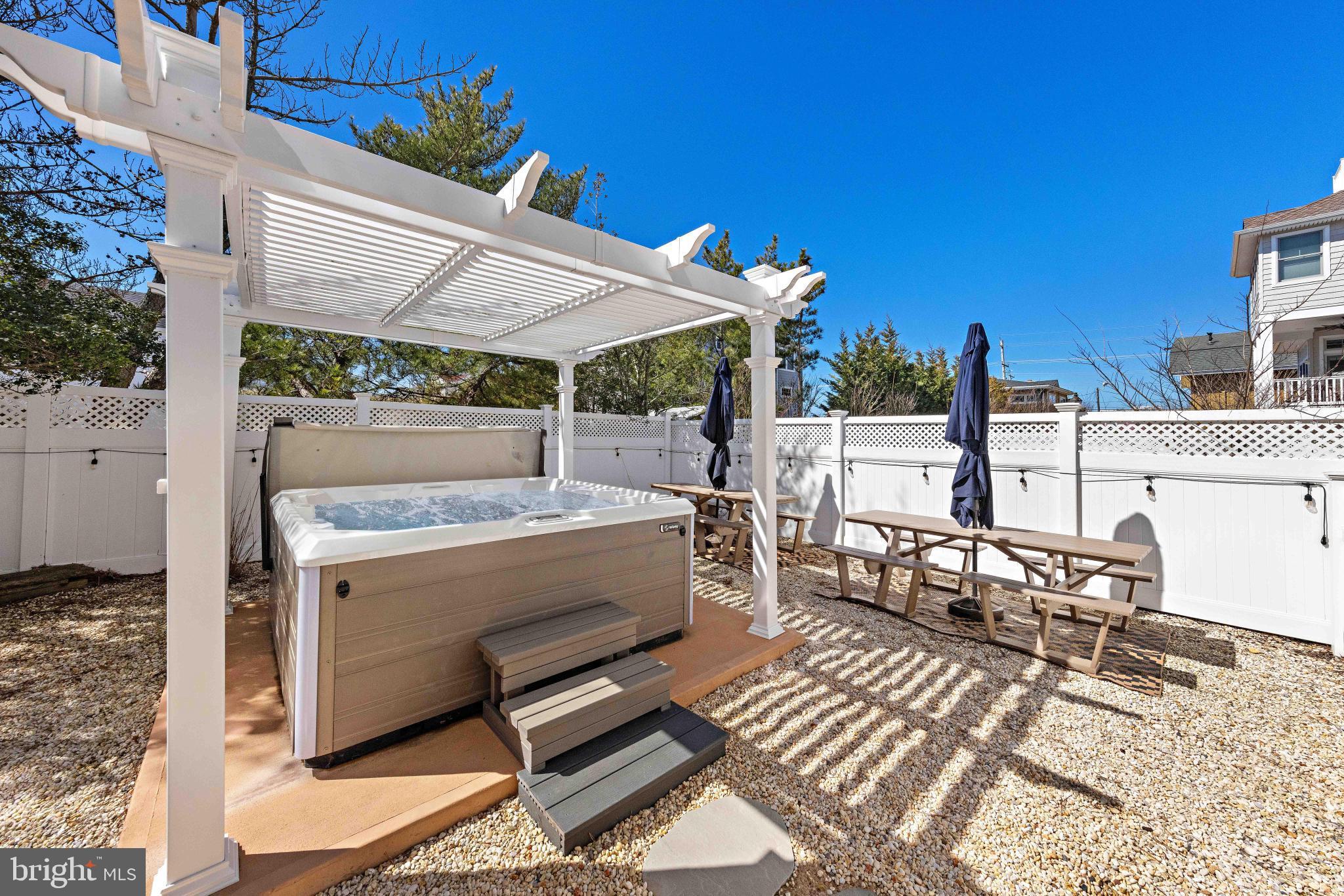 14 E NORTH CAROLINA AVENUE B