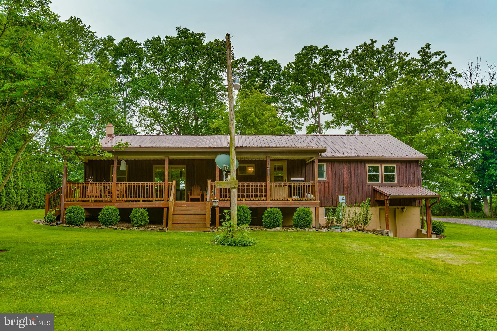 1489 ROXBURY ROAD