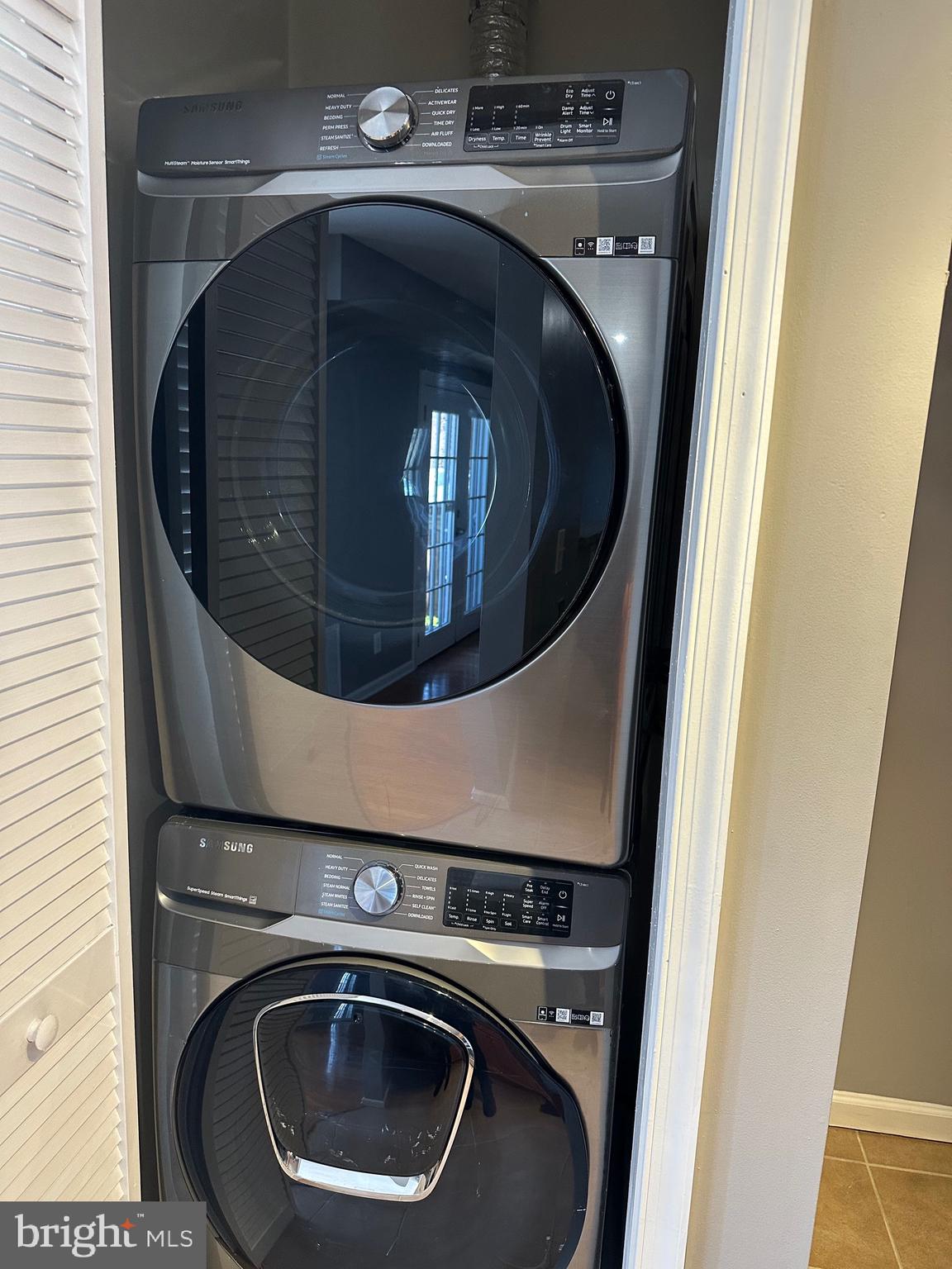 MARKHAM VIEW - Residential Lease