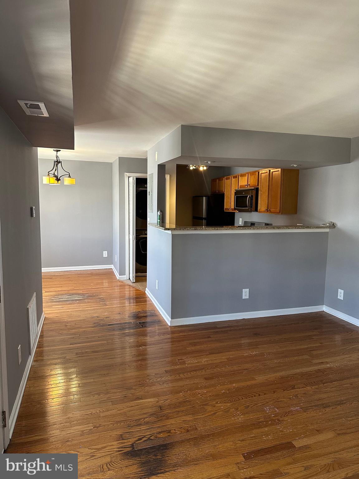 MARKHAM VIEW - Residential Lease