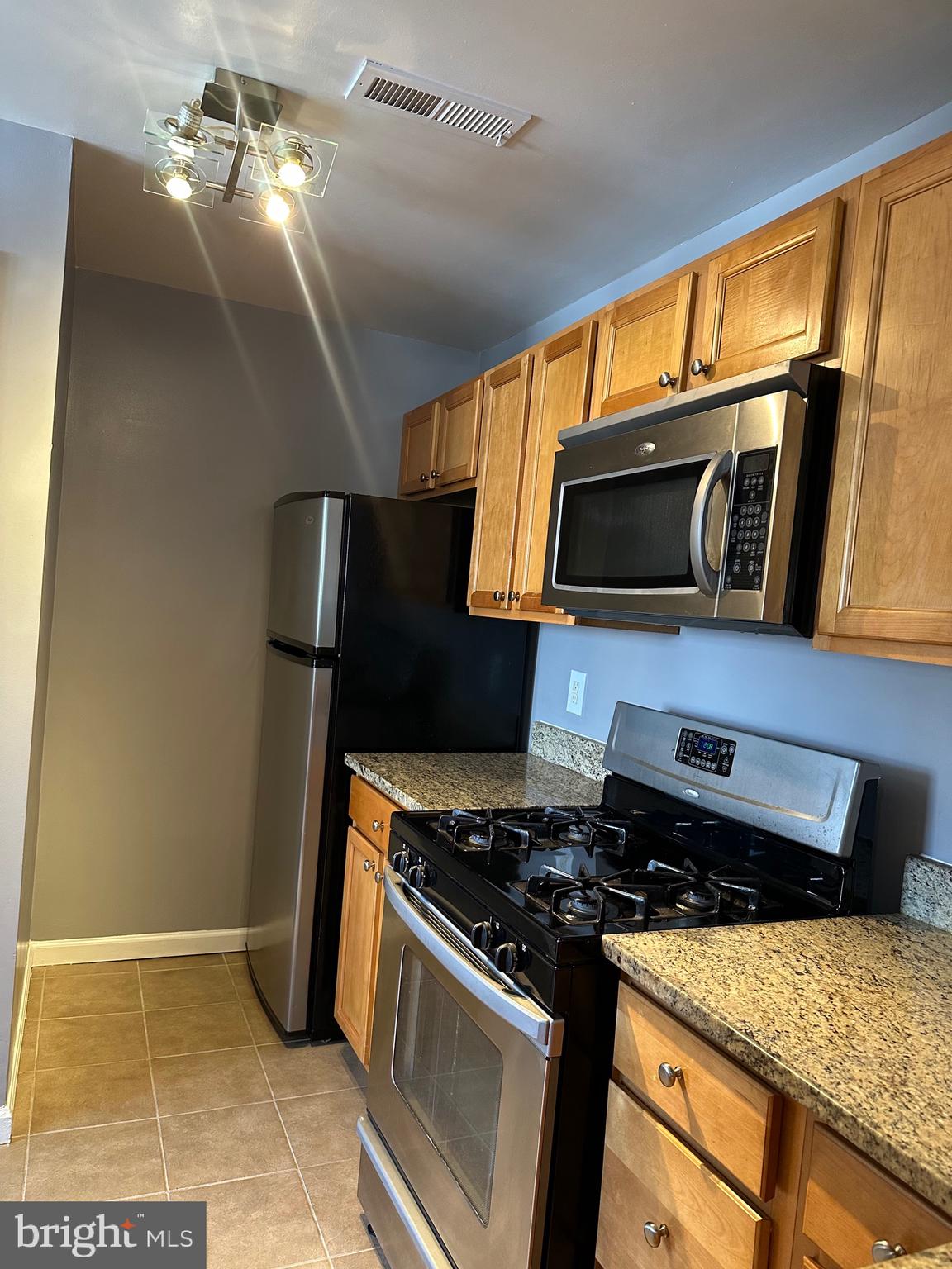 MARKHAM VIEW - Residential Lease