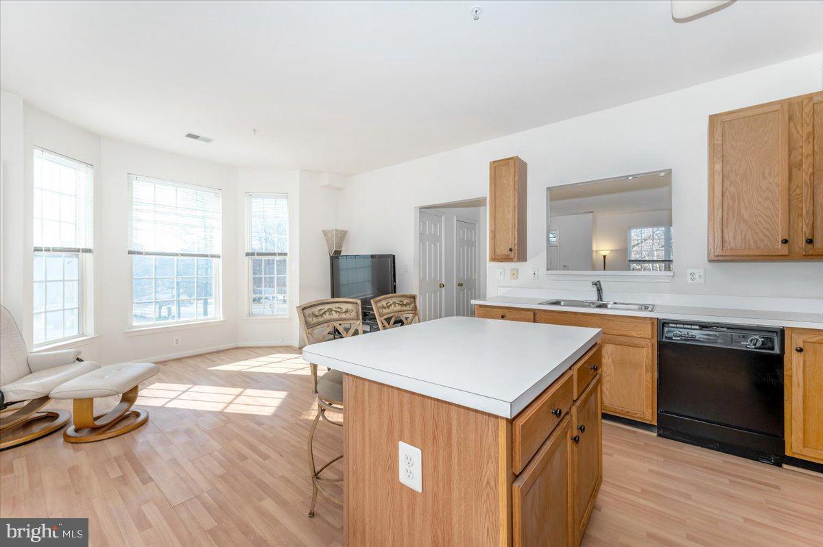 SEABREEZE AT HARBOR GATES - Residential