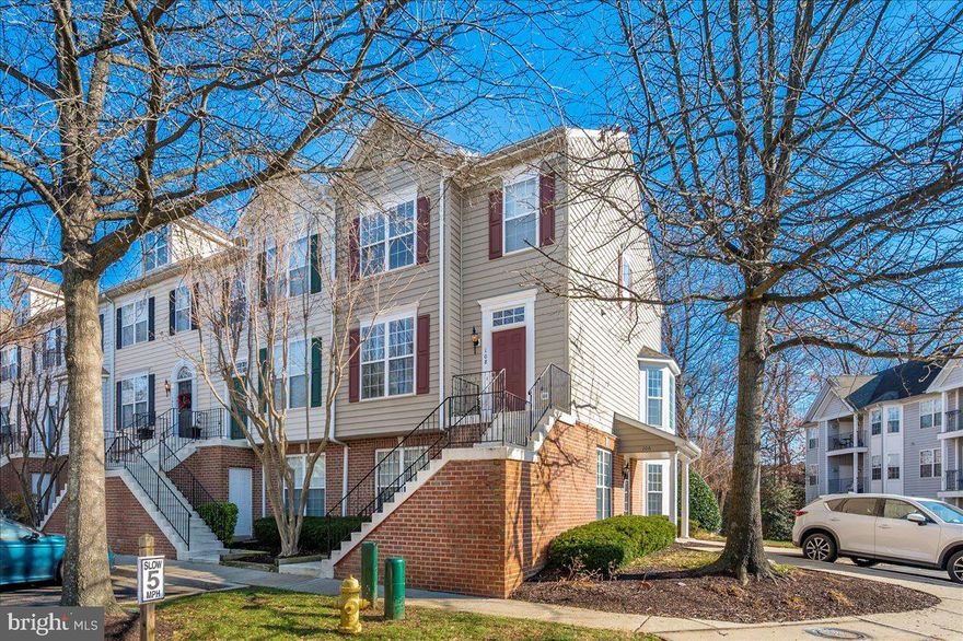 Welcome home to the highly sought-after Seabreeze community! This end-unit condo, ideally located in the heart of Annapolis, is sure to impress. Rarely available, this upper-level residence offers 1,540 square feet of beautifully finished living space. The inviting layout features an open living, dining, and kitchen area filled with natural light, soaring ceilings, and access to a spacious private deck. The kitchen is equipped with 42-inch cabinets, a center island with seating, a double oven, and a cooktop—perfect for entertaining or hosting holiday gatherings. This floorplan includes two primary suites, each with its own private ensuite bathroom, generous walk-in closet, and ceiling fan. Laundry is conveniently located on the bedroom level, and the home provides an exceptional amount of storage throughout. Enjoy the large back deck for grilling, entertaining, or savoring your morning coffee. And the location can’t be beat—take advantage of Annapolis’ finest restaurants, shops, grocery stores, health care, parks, trails, access to commuter routes, and even the renowned United States Sailboat Show, all just minutes away! This turn-key condo is ready for its next owners. Schedule your showing today—this one won’t last!