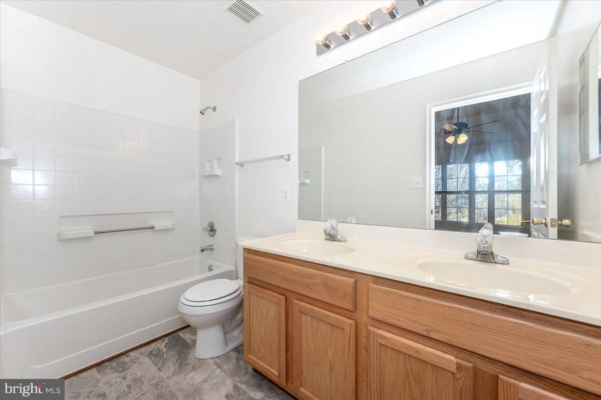 SEABREEZE AT HARBOR GATES - Residential