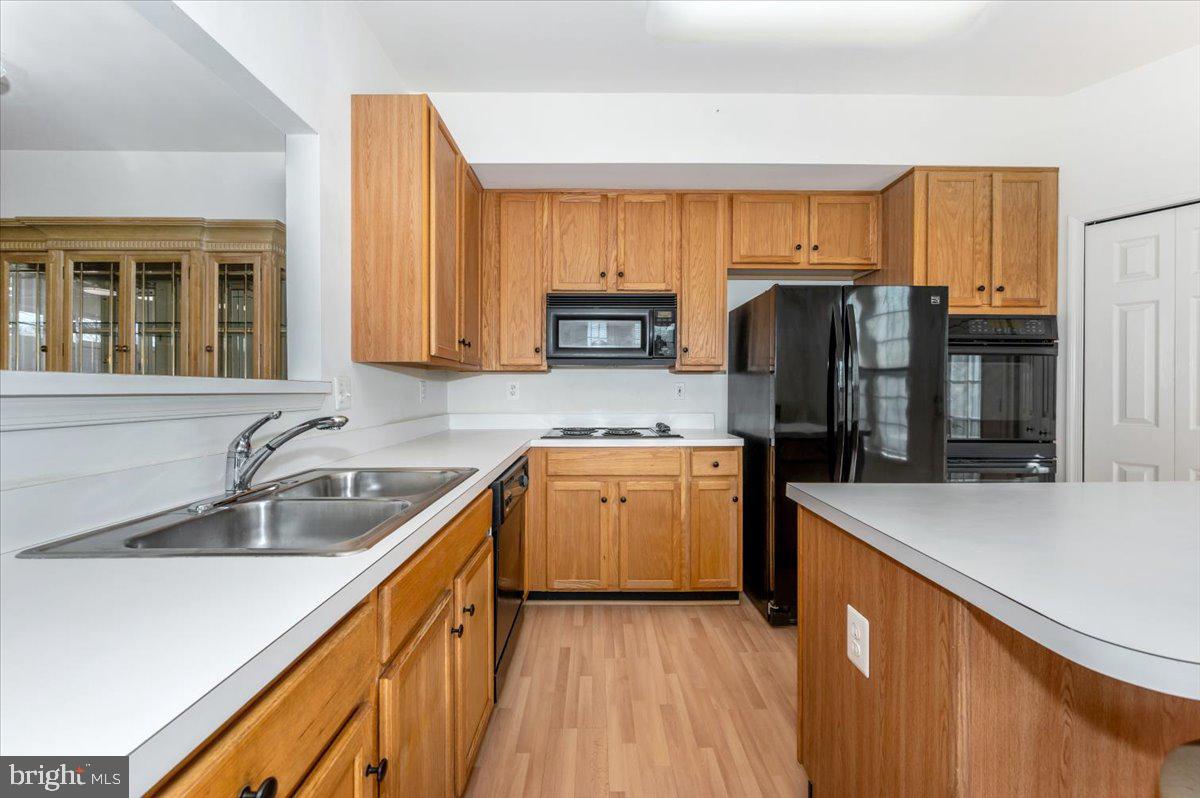 SEABREEZE AT HARBOR GATES - Residential