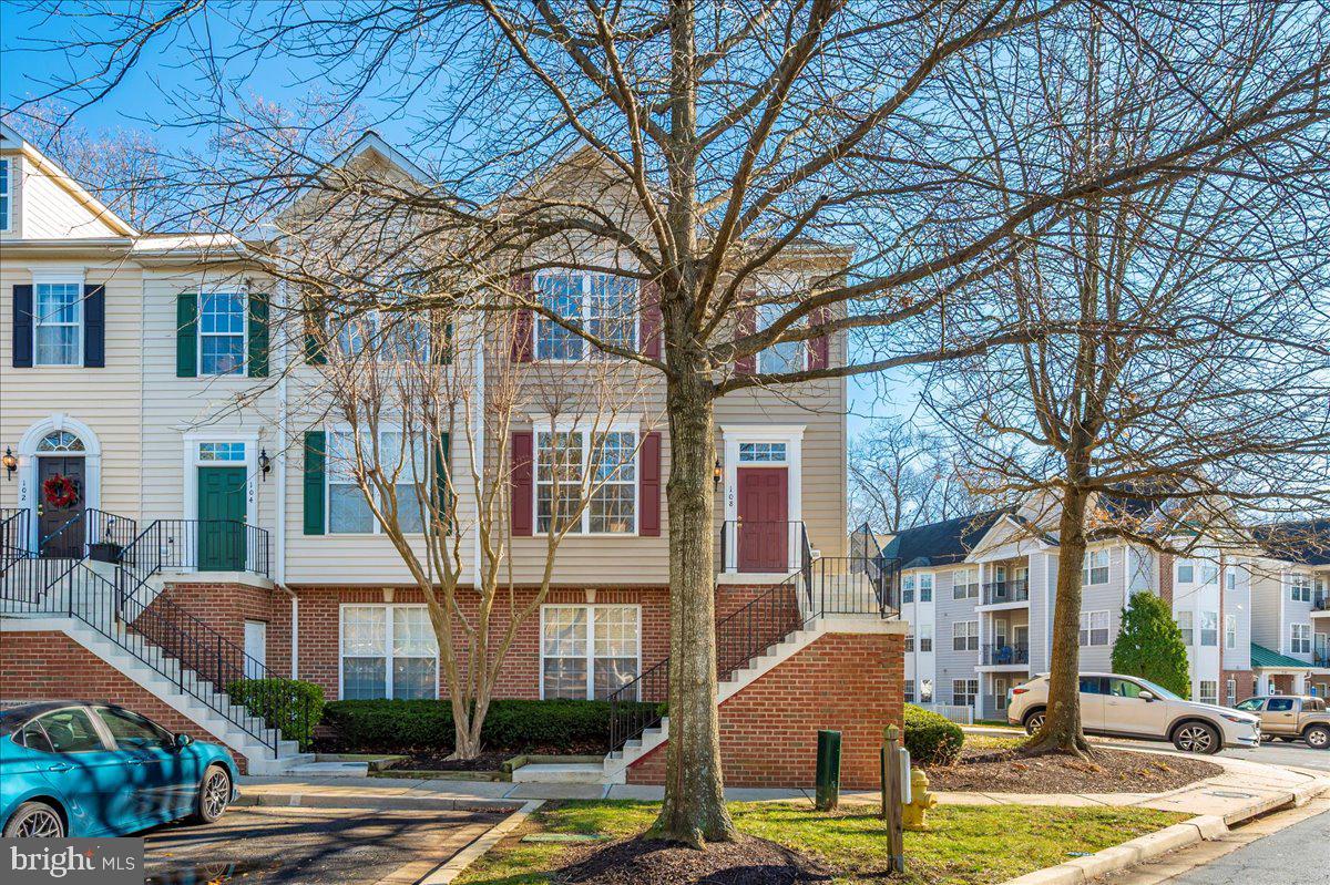 SEABREEZE AT HARBOR GATES - Residential