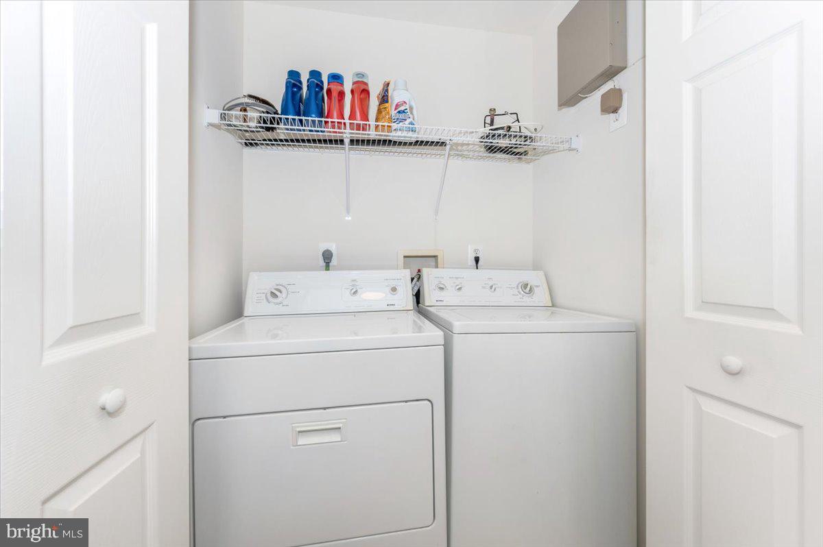 SEABREEZE AT HARBOR GATES - Residential